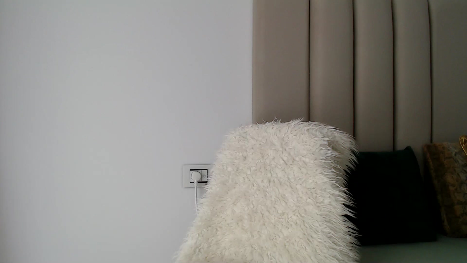 Gallery image thumbnail from Hrystina_'s myfreecams stream on, 11/18/2024, 12:29 image 4 of 20