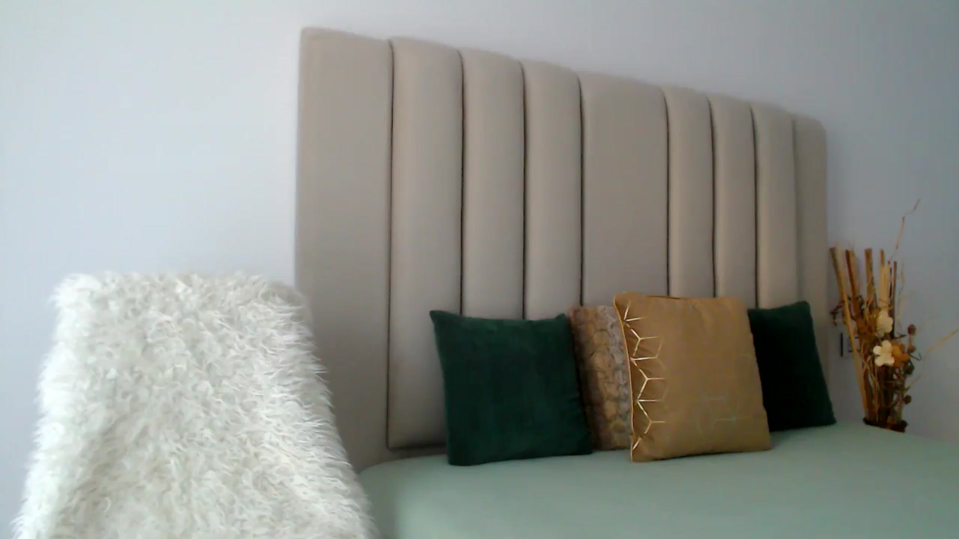 Gallery image thumbnail from Hrystina_'s myfreecams stream on, 11/21/2024, 14:28 image 20 of 20