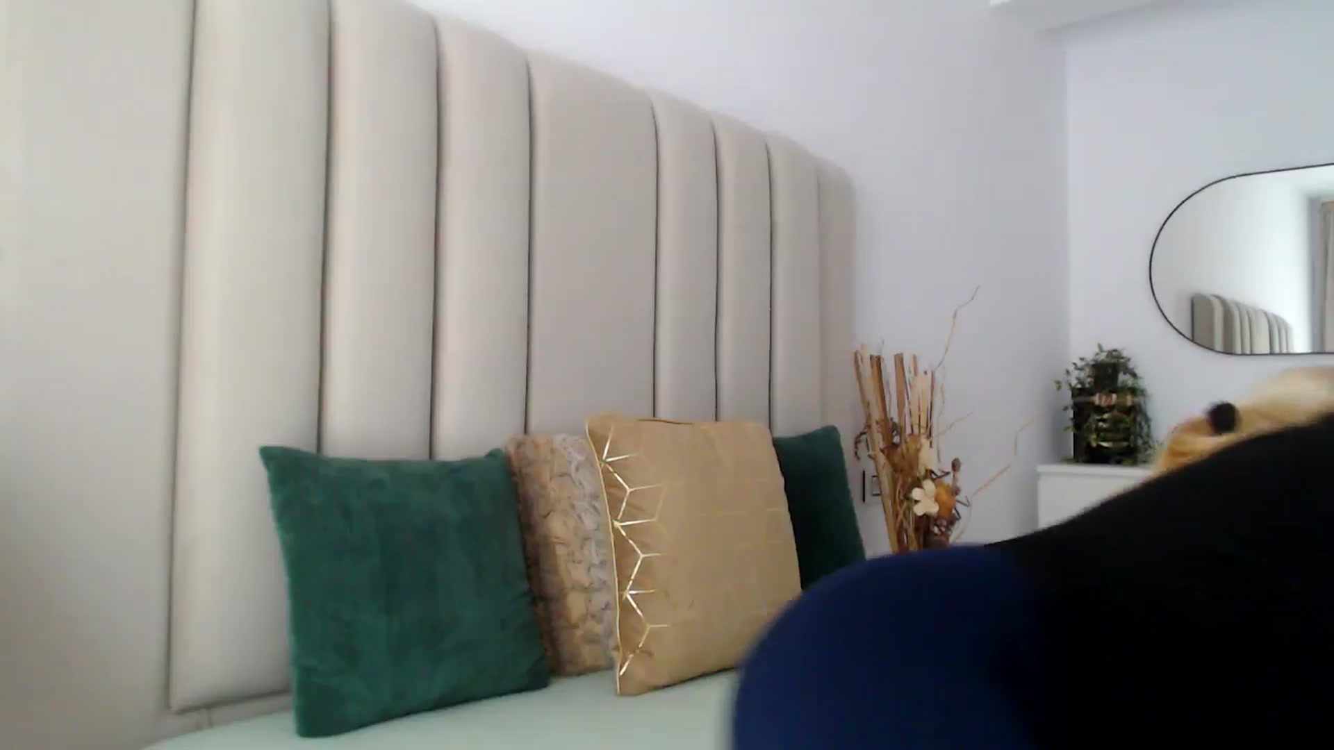 Gallery image thumbnail from Hrystina_'s myfreecams stream on, 11/22/2024, 14:36 image 10 of 20