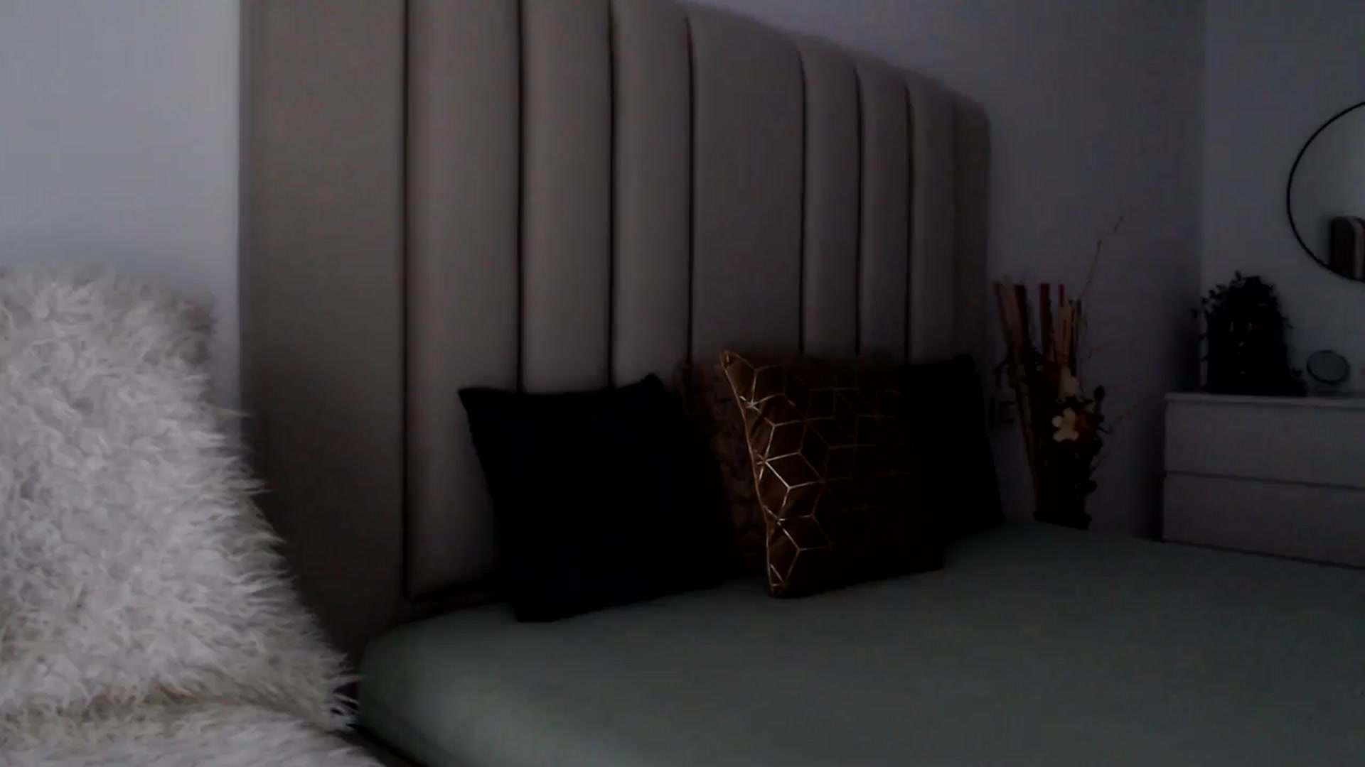 Gallery image thumbnail from Hrystina_'s myfreecams stream on, 11/29/2024, 15:04 image 12 of 20