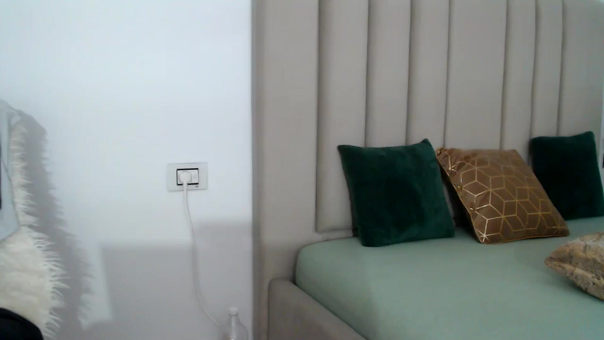 Gallery image thumbnail from Hrystina_'s myfreecams stream on, 11/30/2024, 15:58 image 1 of 20