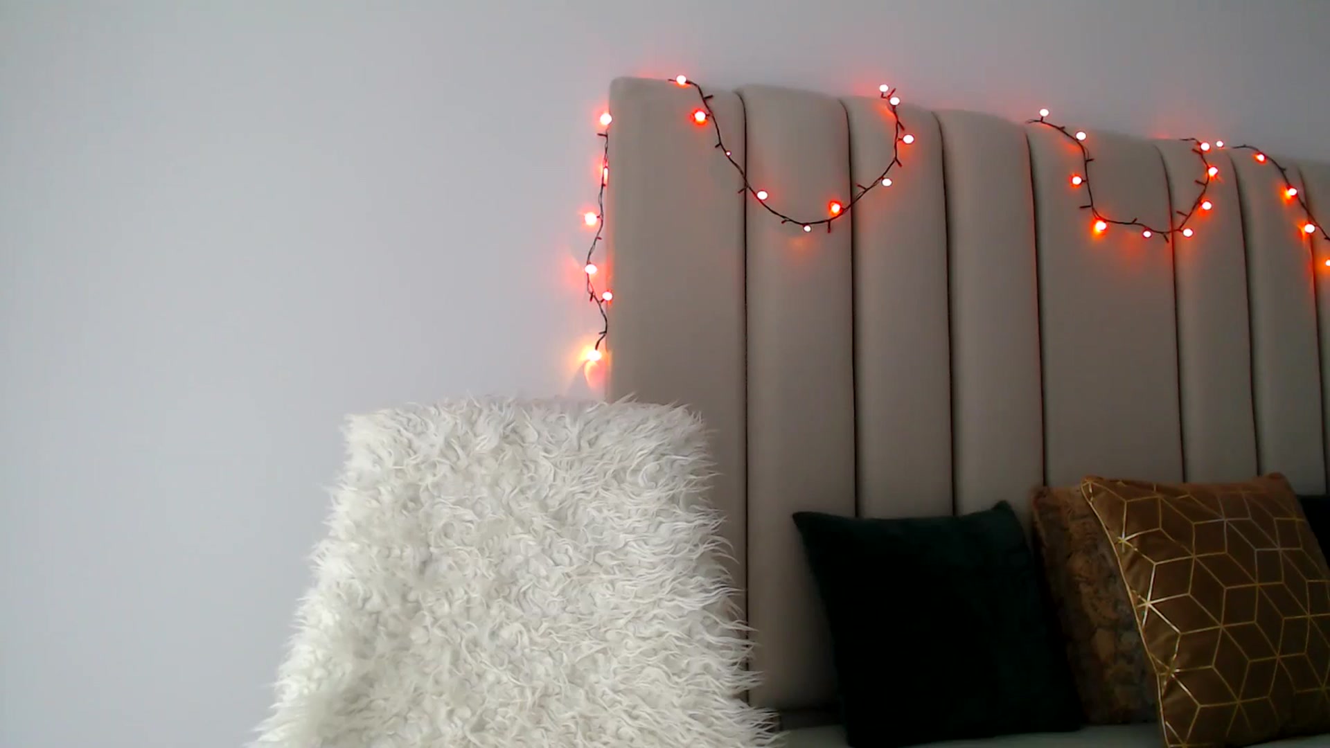 Gallery image thumbnail from Hrystina_'s myfreecams stream on, 12/03/2024, 16:08 image 2 of 20