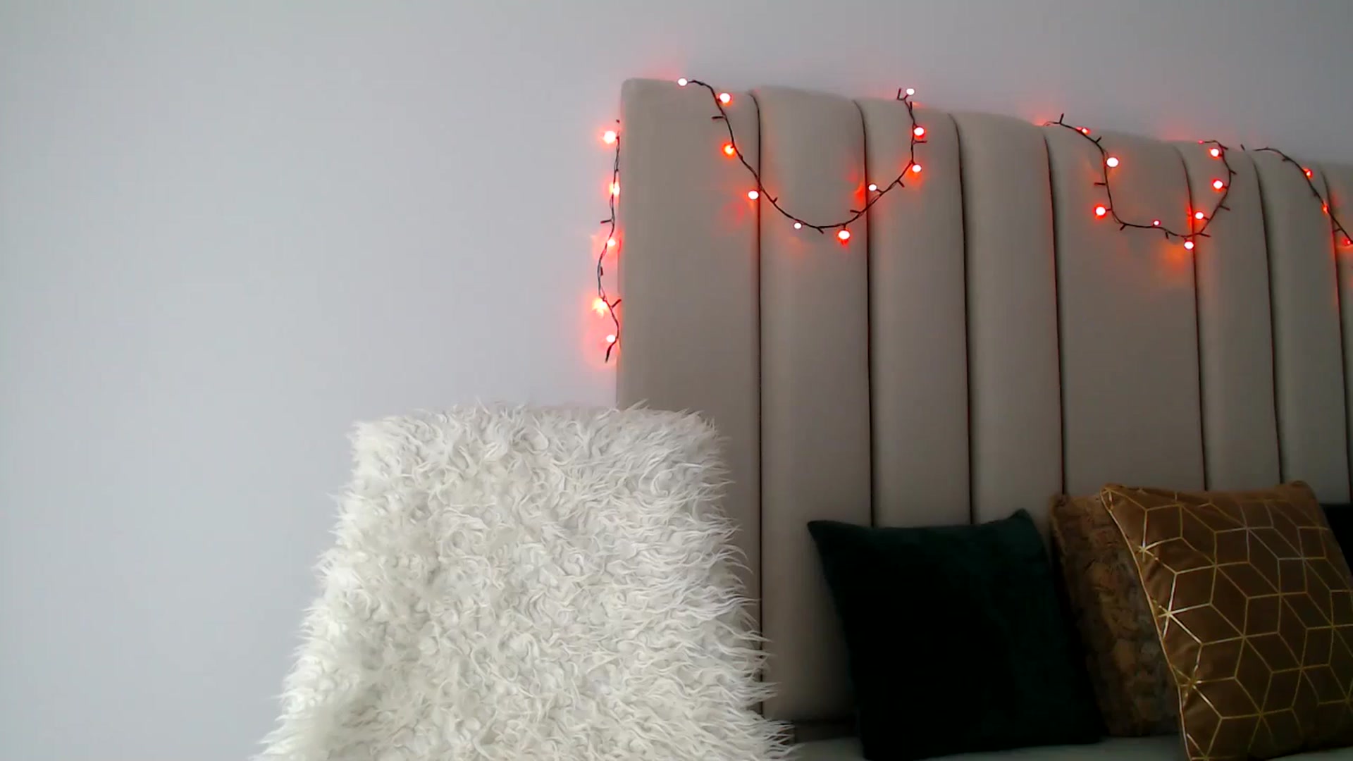 Gallery image thumbnail from Hrystina_'s myfreecams stream on, 12/03/2024, 16:08 image 1 of 20
