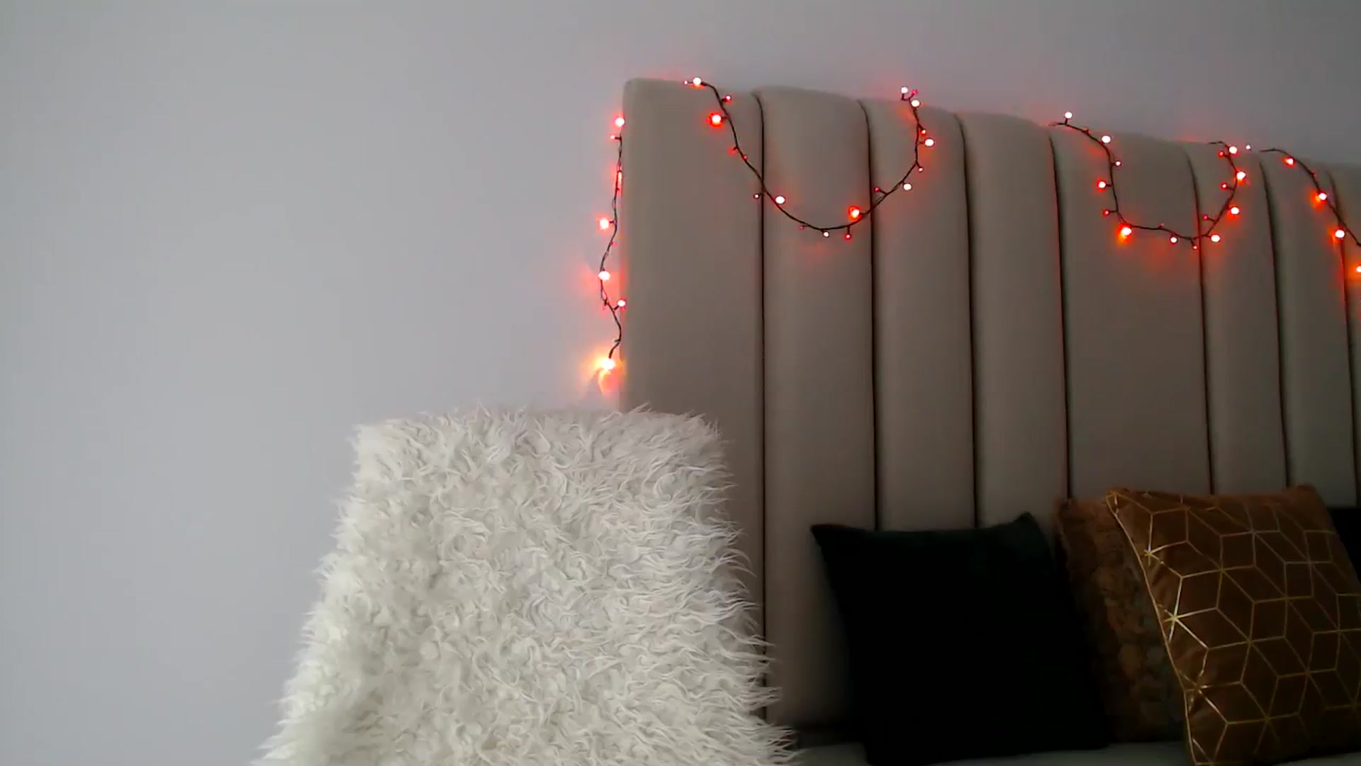 Gallery image thumbnail from Hrystina_'s myfreecams stream on, 12/03/2024, 16:08 image 3 of 20