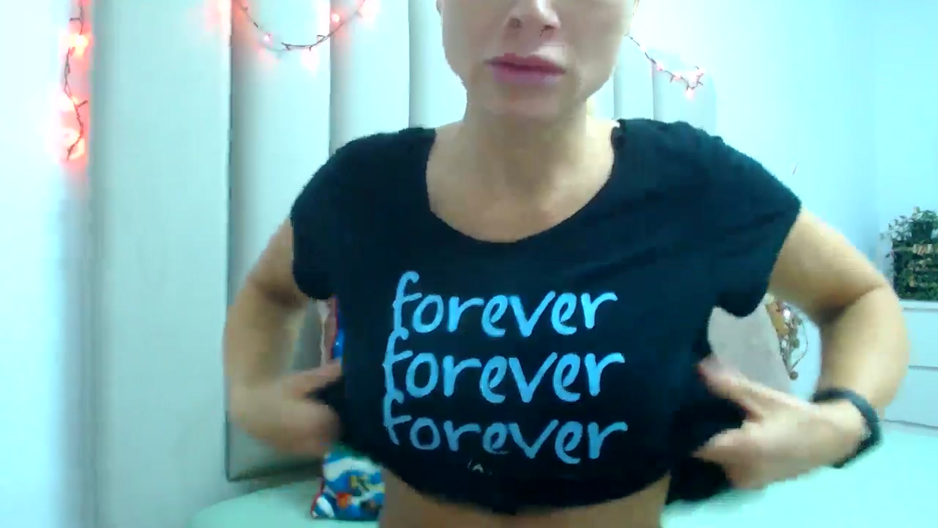 Gallery image thumbnail from Hrystina_'s myfreecams stream on, 12/06/2024, 15:56 image 11 of 20