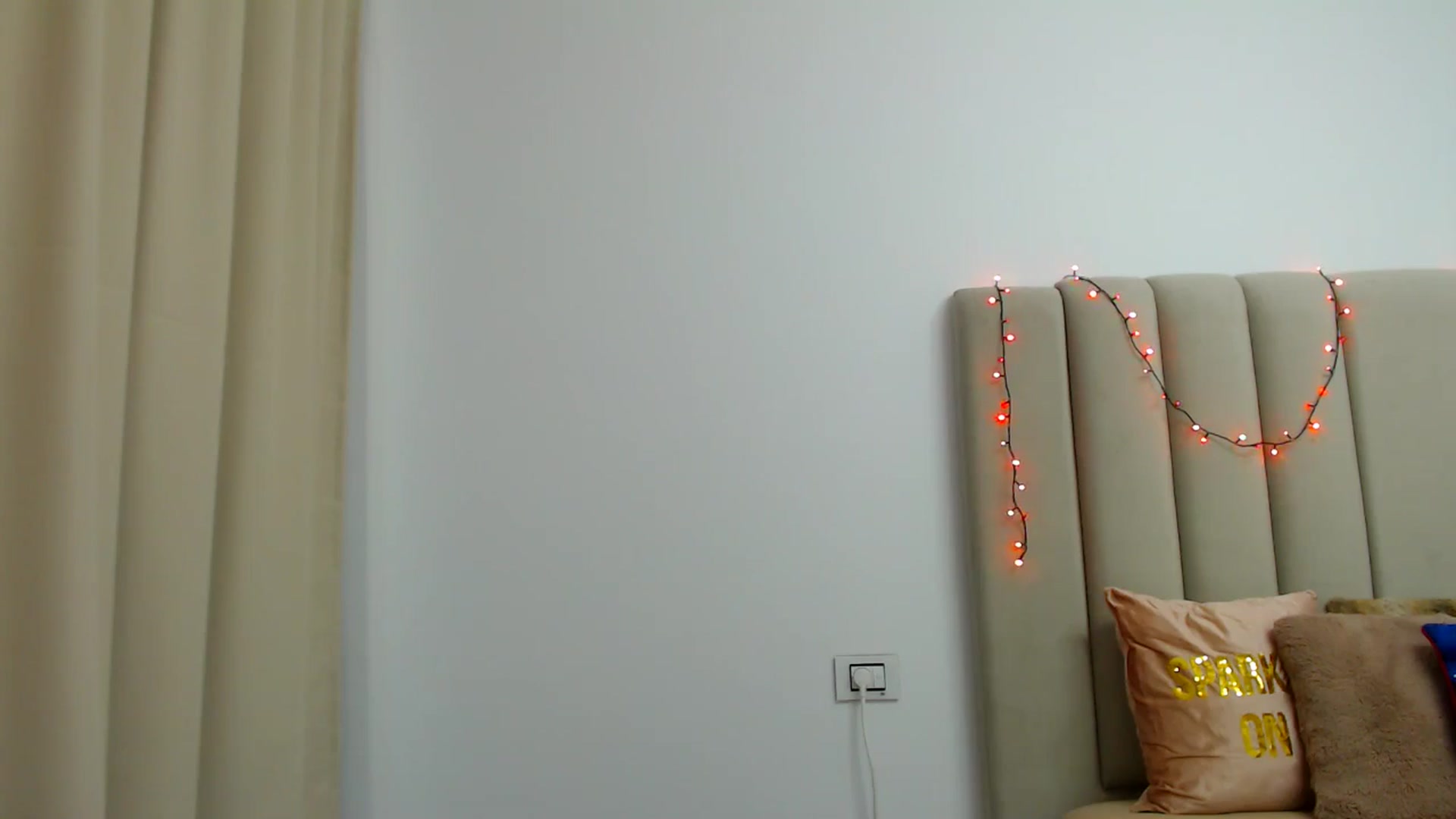 Gallery image thumbnail from Hrystina_'s myfreecams stream on, 12/24/2024, 15:13 image 16 of 20