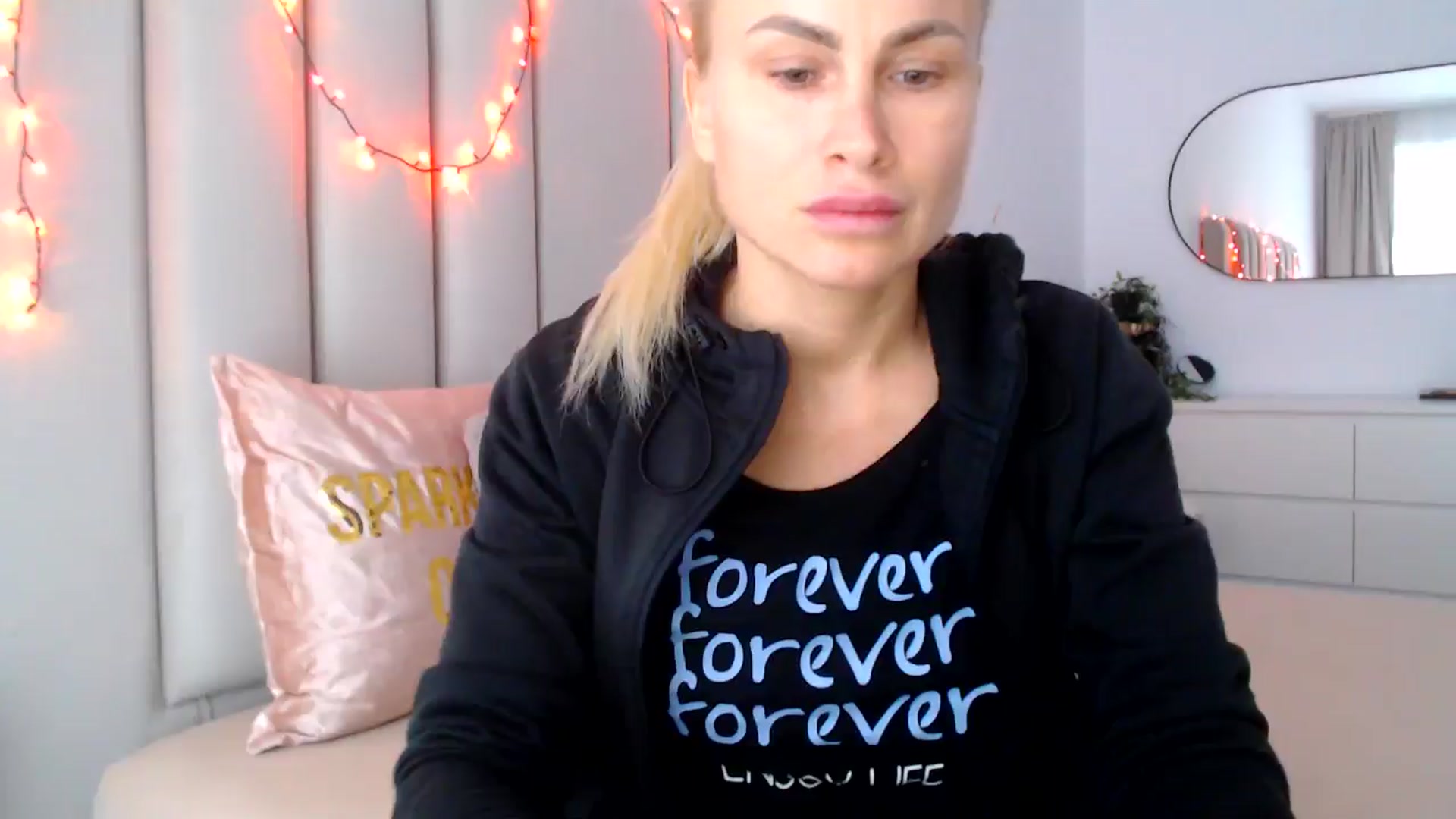 Gallery image thumbnail from Hrystina_'s myfreecams stream on, 12/31/2024, 14:04 image 20 of 20
