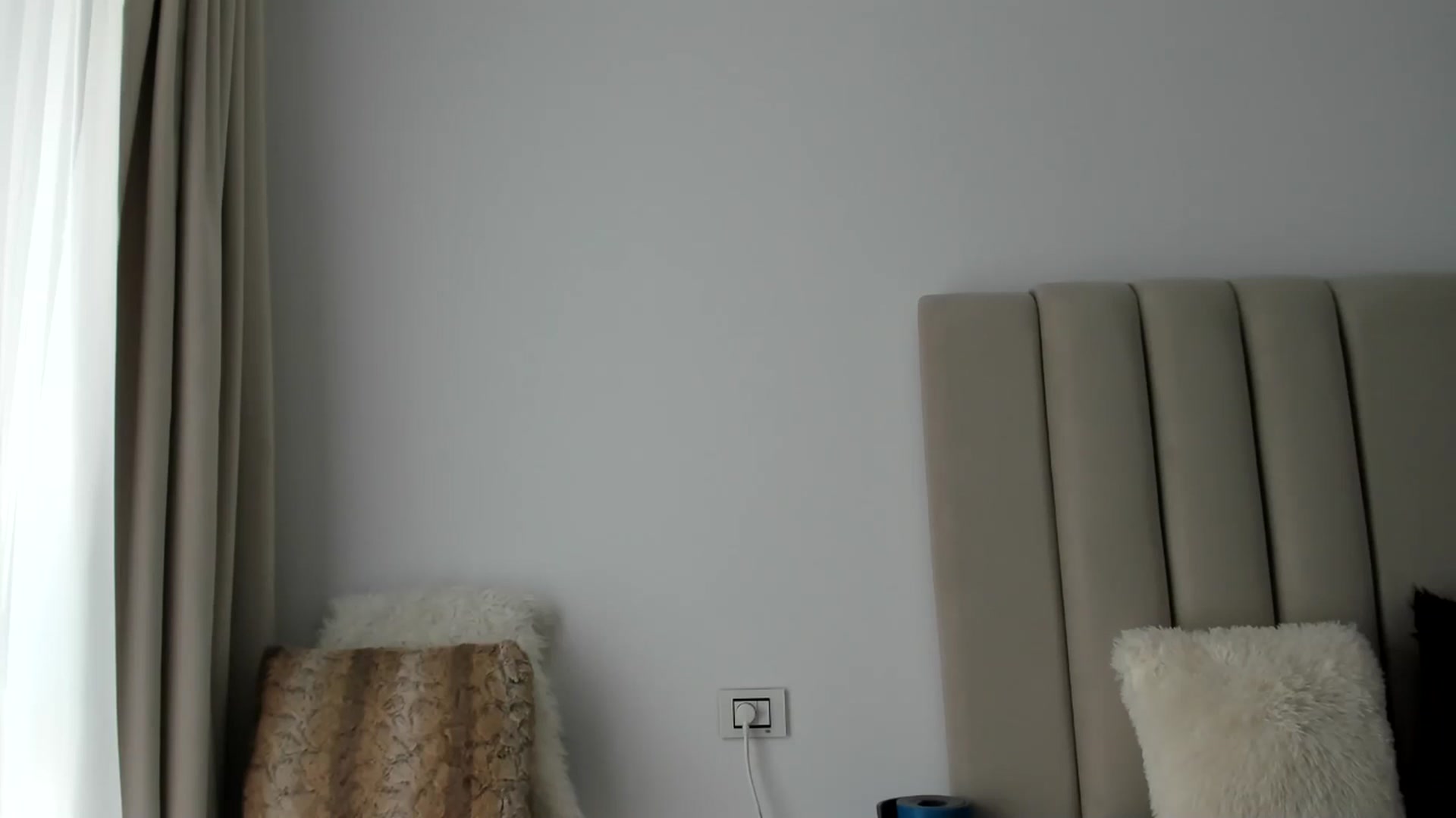 Gallery image thumbnail from Hrystina_'s myfreecams stream on, 04/09/2025, 16:31 image 1 of 20