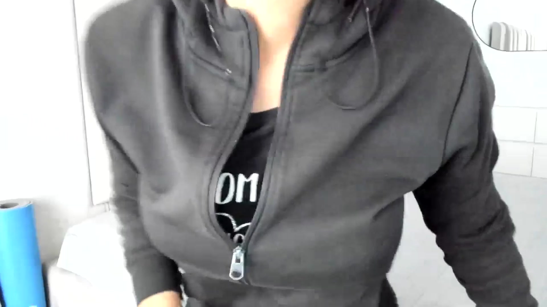Gallery image thumbnail from Hrystina_'s myfreecams stream on, 04/10/2025, 14:23 image 17 of 20