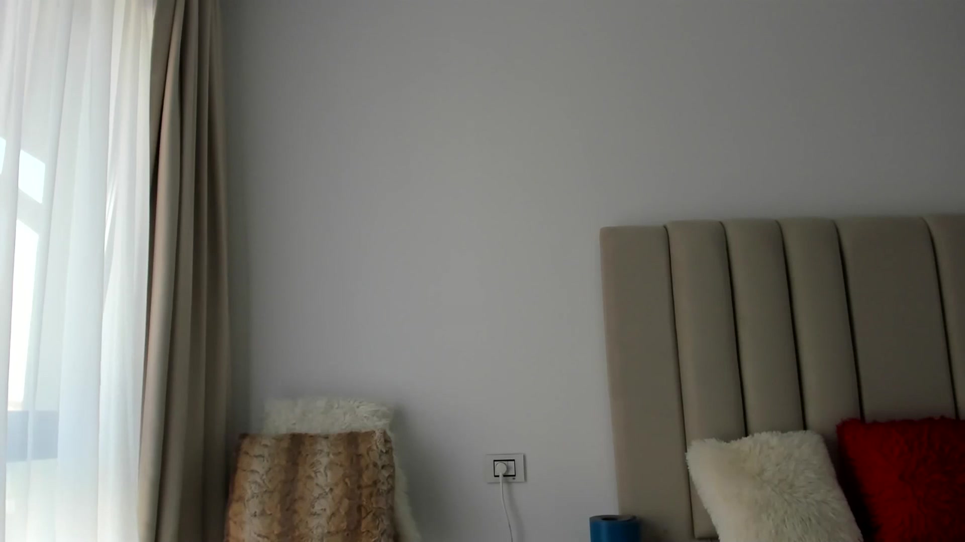 Gallery image thumbnail from Hrystina_'s myfreecams stream on, 04/17/2025, 17:14 image 6 of 20