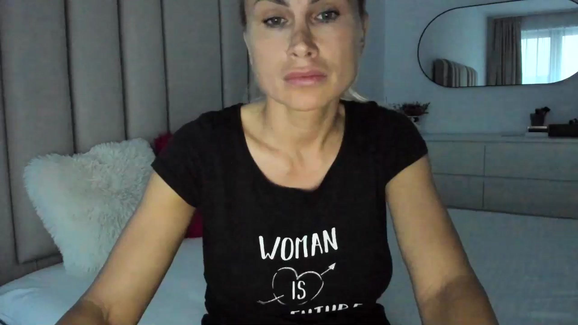 Gallery image thumbnail from Hrystina_'s myfreecams stream on, 04/17/2025, 17:14 image 20 of 20