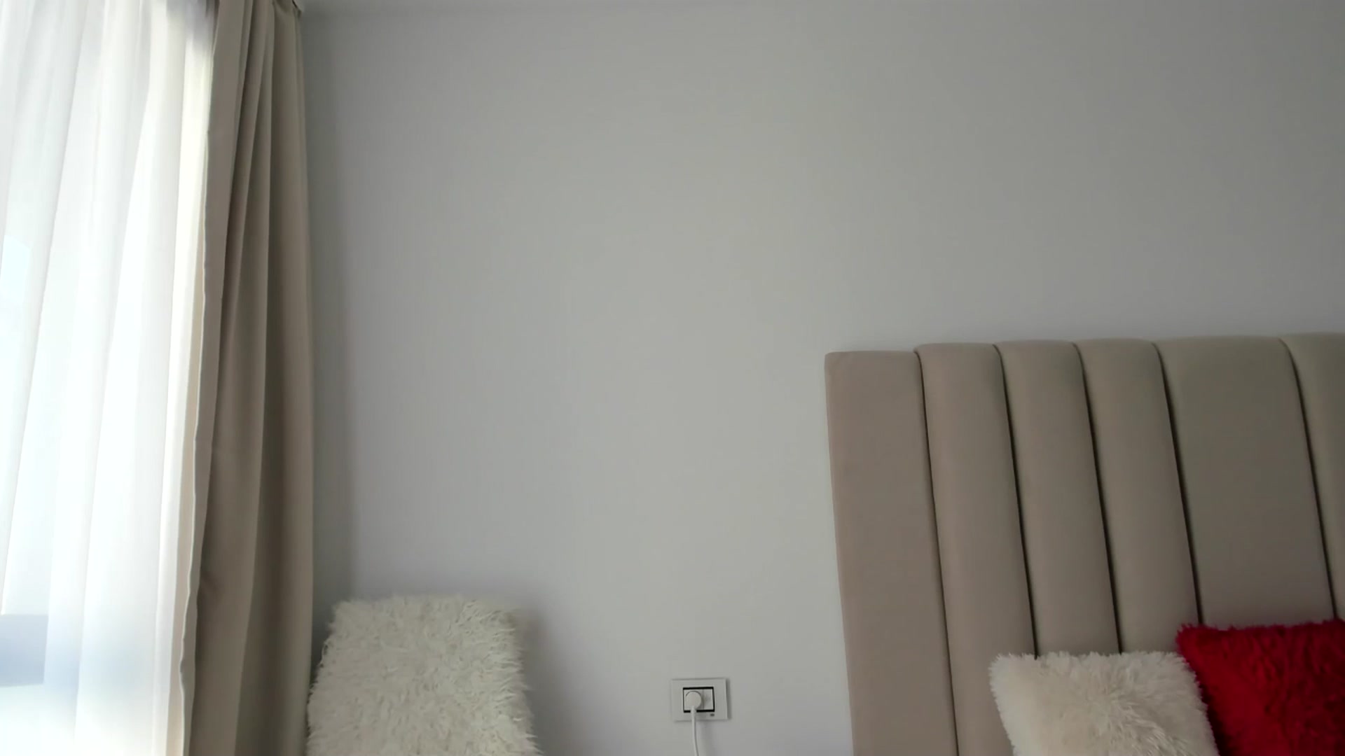 Gallery image thumbnail from Hrystina_'s myfreecams stream on, 04/23/2025, 16:52 image 1 of 20