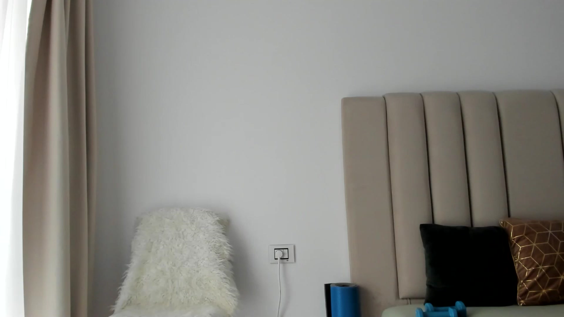 Gallery image thumbnail from Hrystina_'s myfreecams stream on, 05/12/2025, 16:57 image 10 of 20
