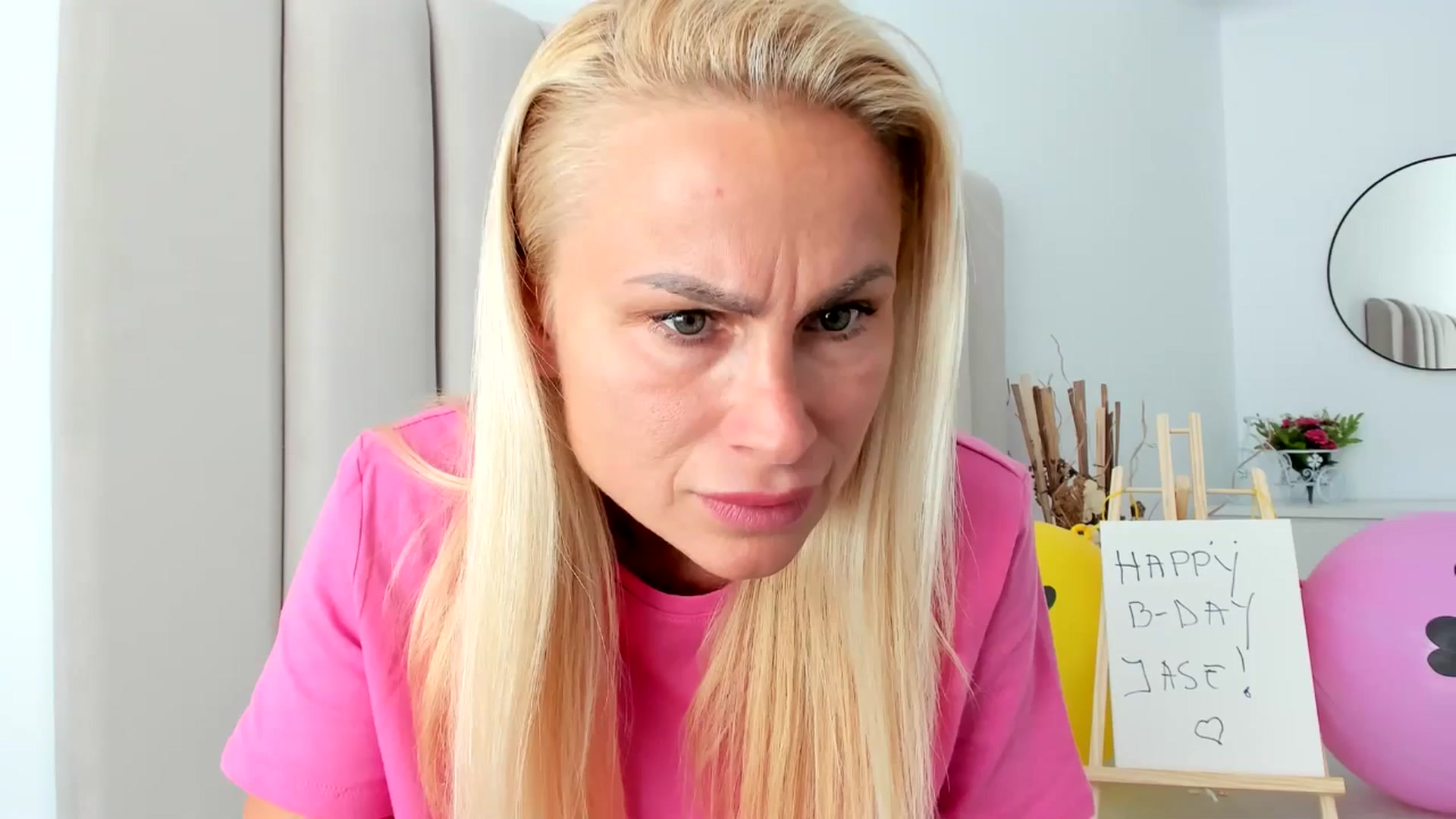 Gallery image thumbnail from Hrystina_'s myfreecams stream on, 05/20/2025, 12:04 image 15 of 20