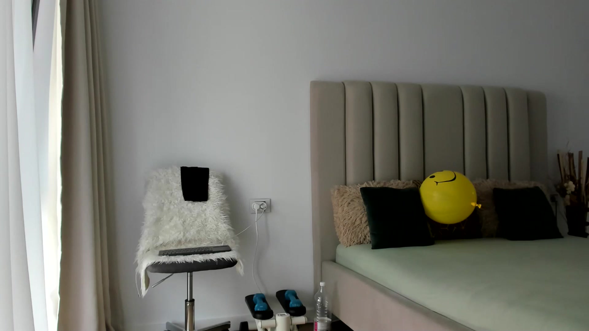 Gallery image thumbnail from Hrystina_'s myfreecams stream on, 05/28/2025, 14:53 image 11 of 20
