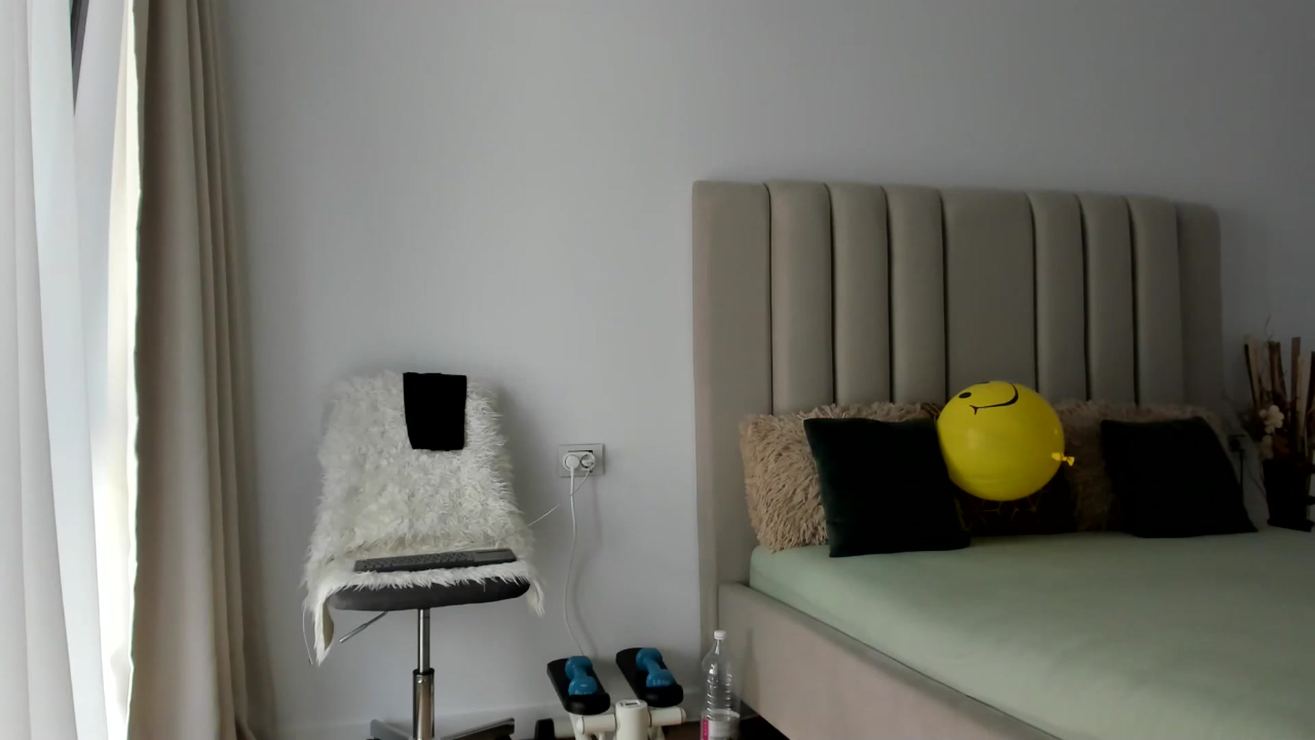 Gallery image thumbnail from Hrystina_'s myfreecams stream on, 05/28/2025, 14:53 image 13 of 20