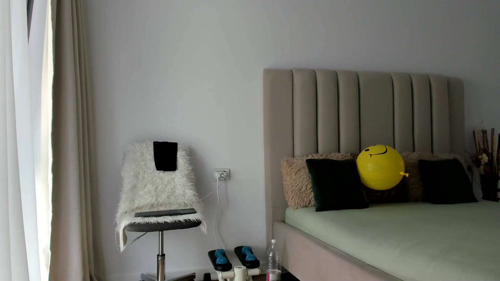 Gallery image thumbnail from Hrystina_'s myfreecams stream on, 05/28/2025, 14:53 image 12 of 20
