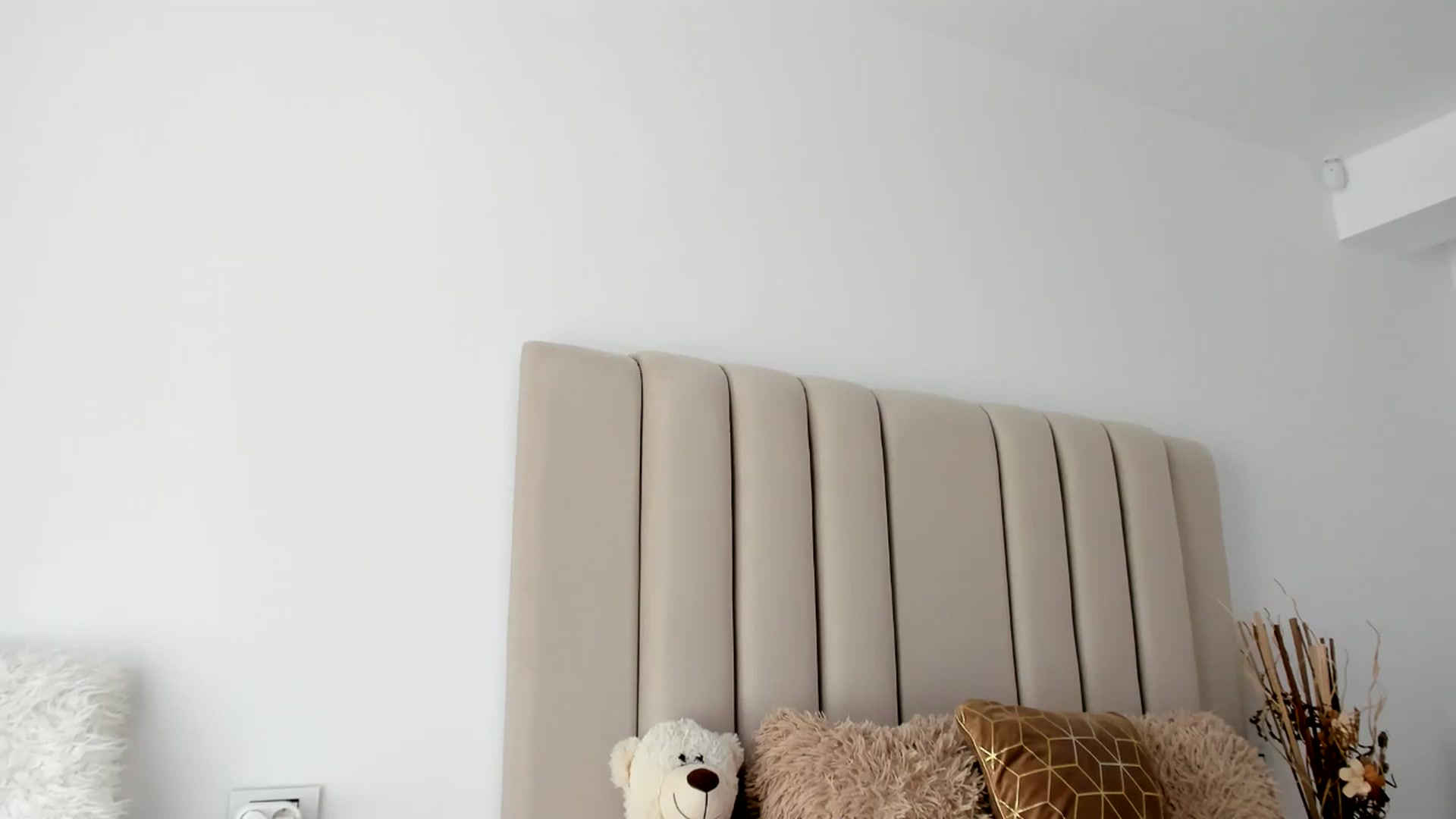 Gallery image thumbnail from Hrystina_'s myfreecams stream on, 07/02/2025, 13:46 image 20 of 20