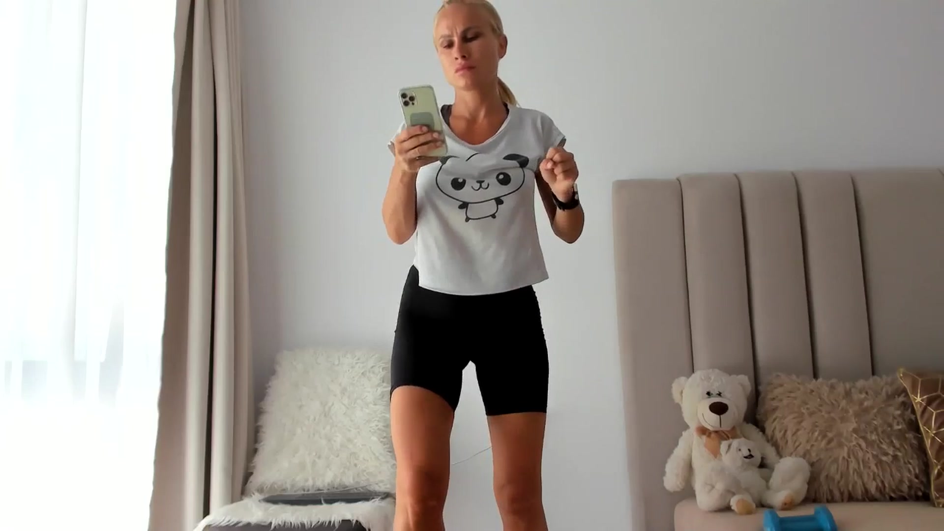 Gallery image thumbnail from Hrystina_'s myfreecams stream on, 07/03/2025, 15:53 image 12 of 20