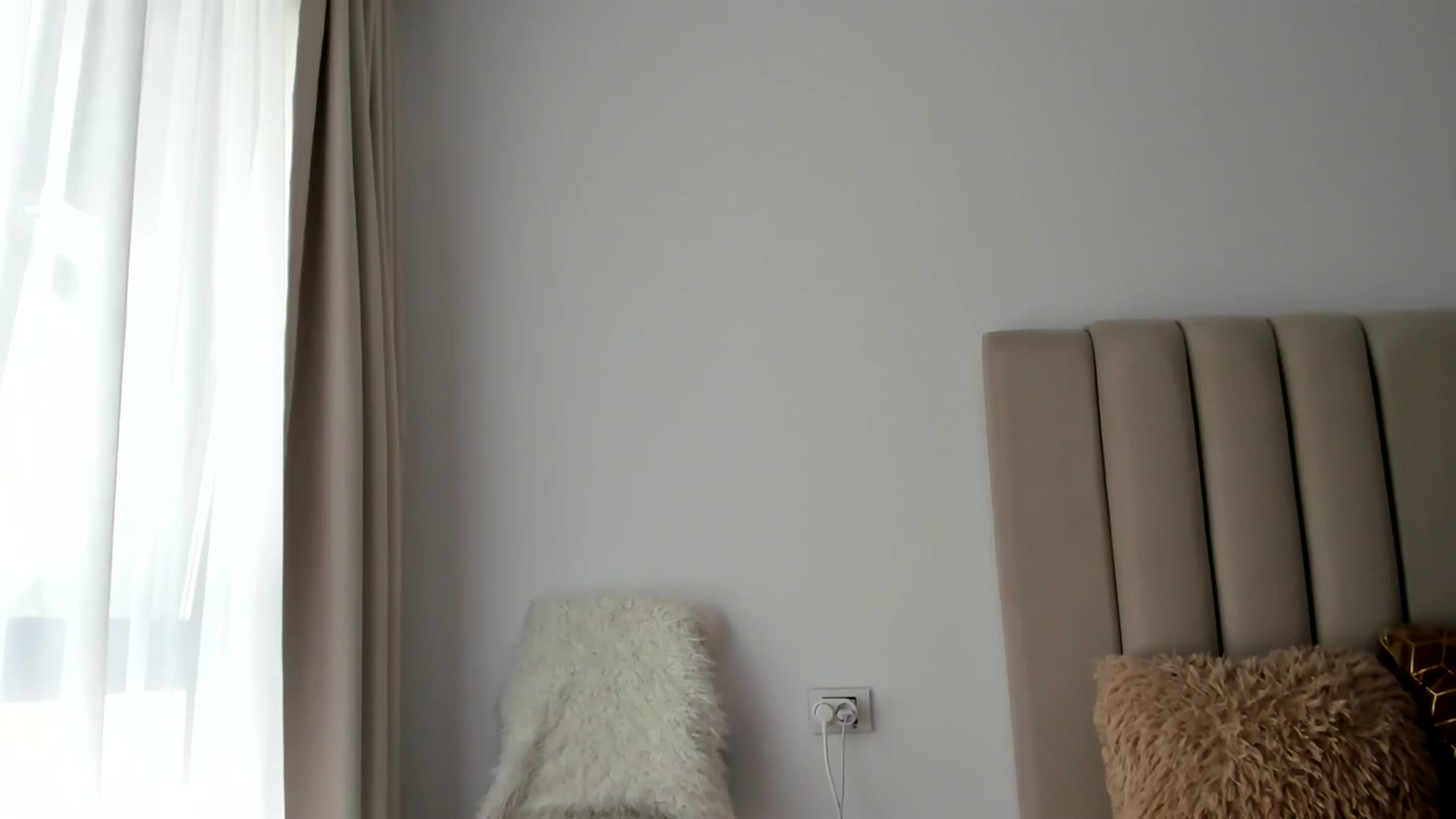 Gallery image thumbnail from Hrystina_'s myfreecams stream on, 07/16/2025, 14:11 image 17 of 20