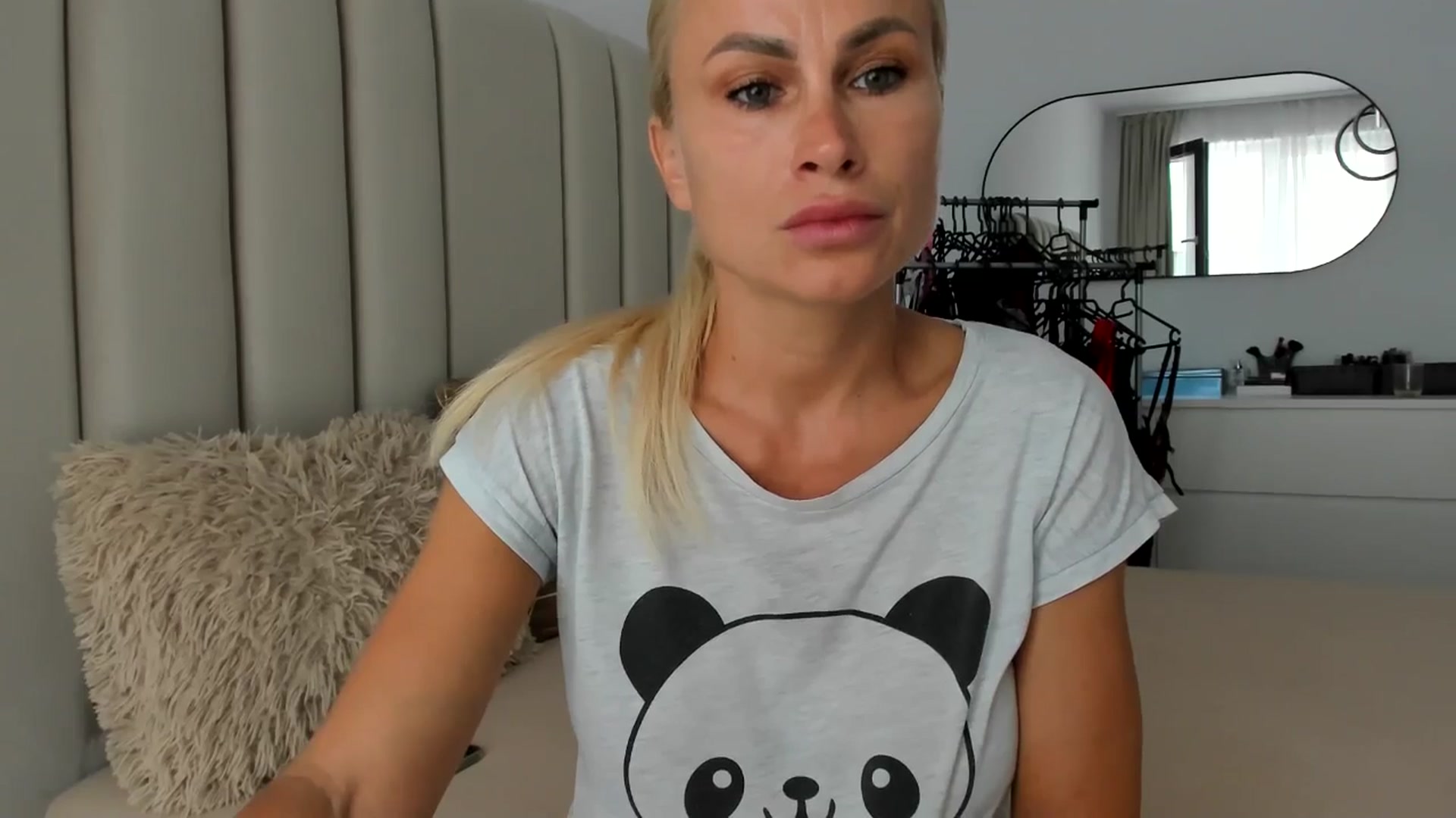 Gallery image thumbnail from Hrystina_'s myfreecams stream on, 07/16/2025, 14:11 image 20 of 20