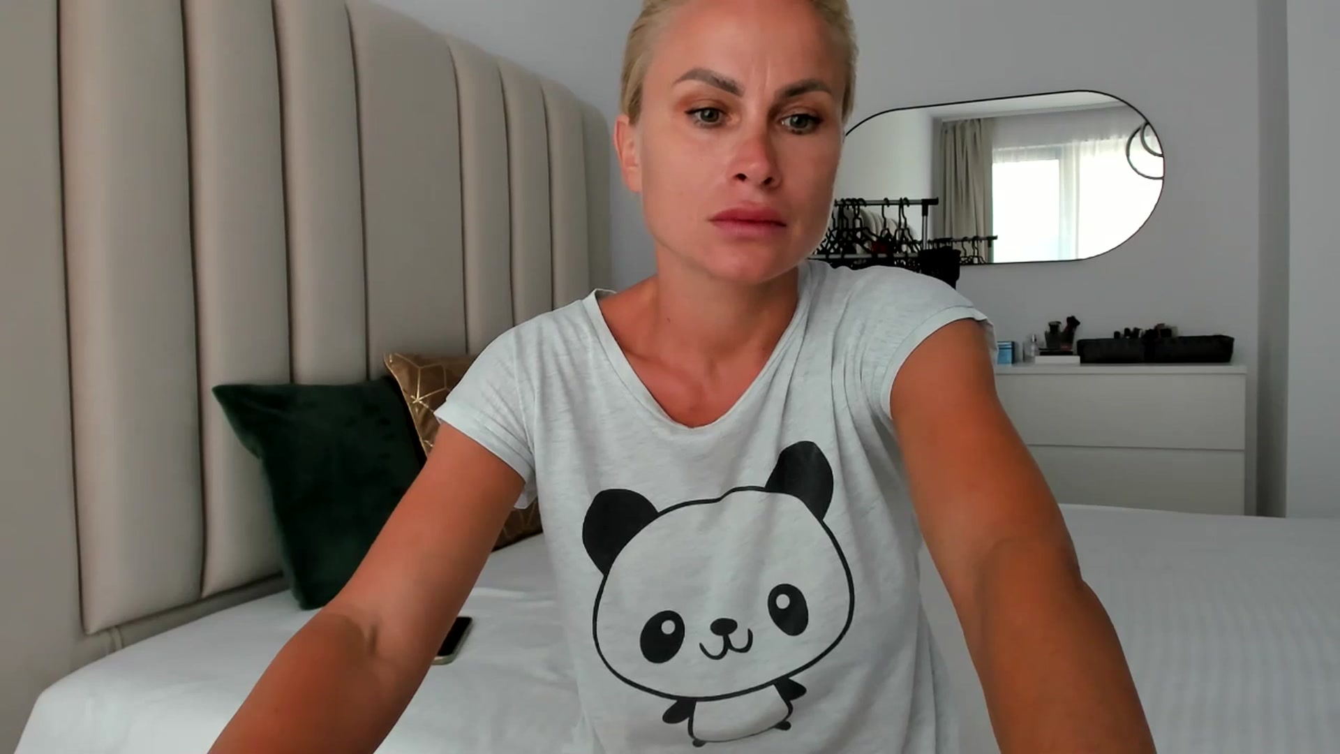 Gallery image thumbnail from Hrystina_'s myfreecams stream on, 07/21/2025, 16:42 image 8 of 20