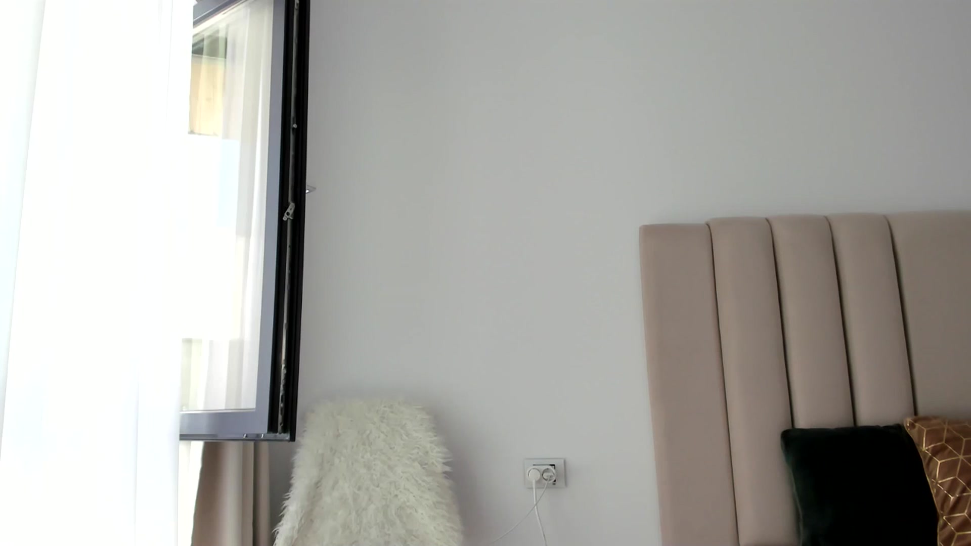 Gallery image thumbnail from Hrystina_'s myfreecams stream on, 07/24/2025, 15:52 image 7 of 20