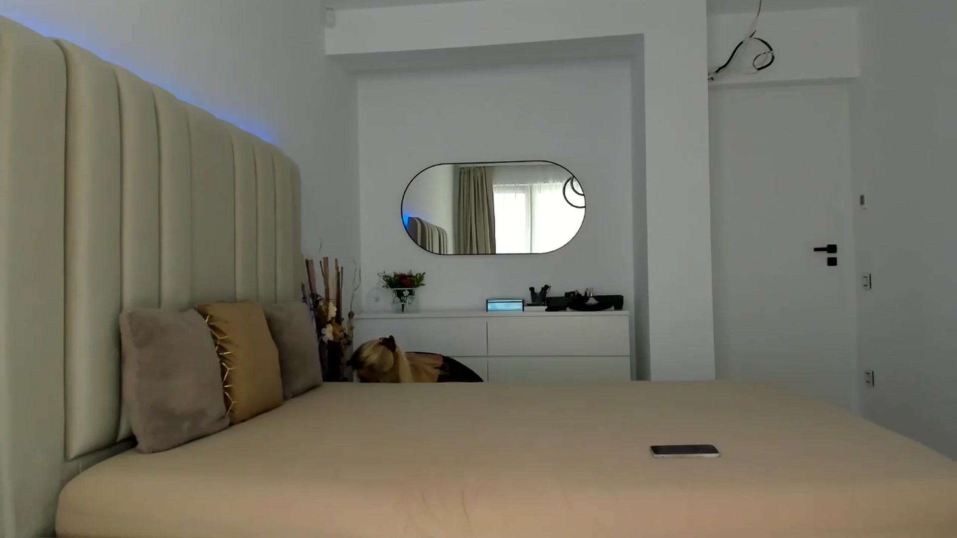 Gallery image thumbnail from Hrystina_'s myfreecams stream on, 09/06/2025, 14:12 image 2 of 20