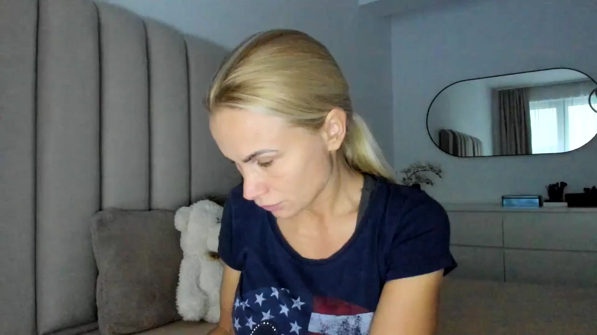 Gallery image thumbnail from Hrystina_'s myfreecams stream on, 11/15/2025, 15:04 image 19 of 20