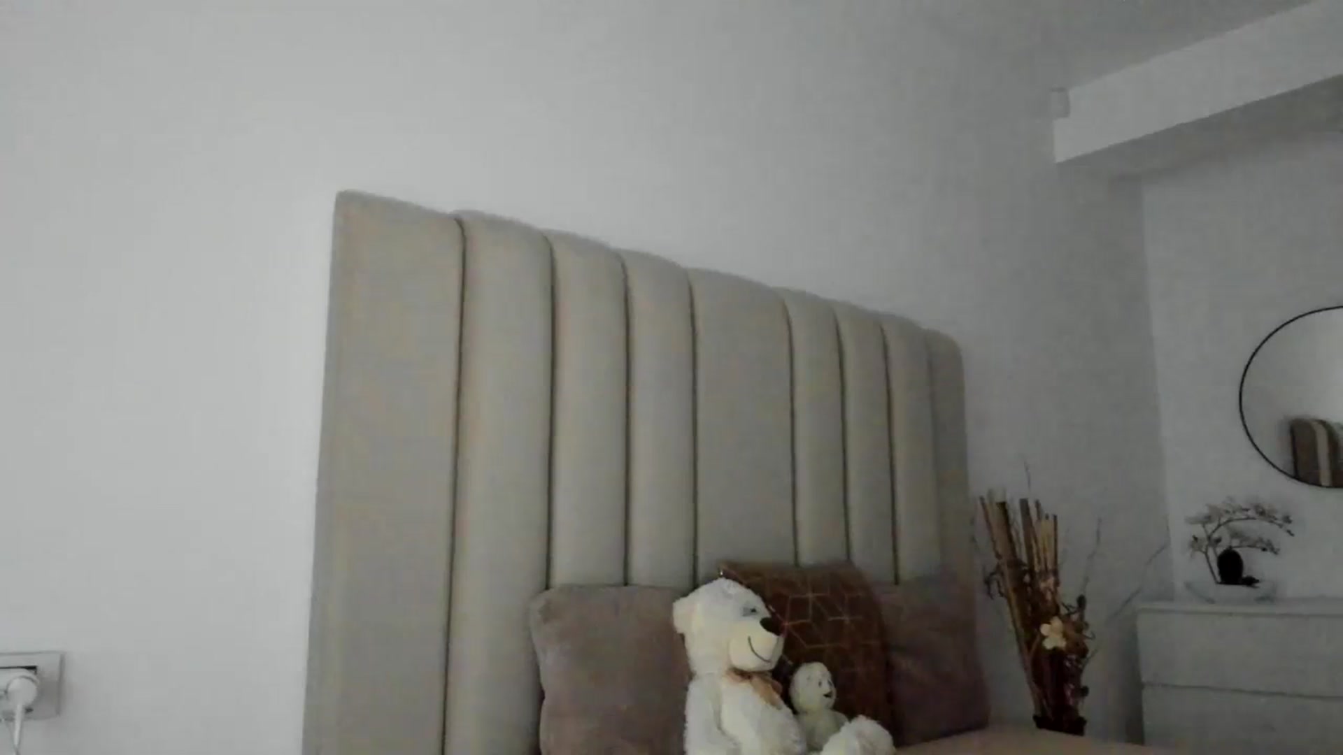 Gallery image thumbnail from Hrystina_'s myfreecams stream on, 12/01/2025, 15:18 image 16 of 20