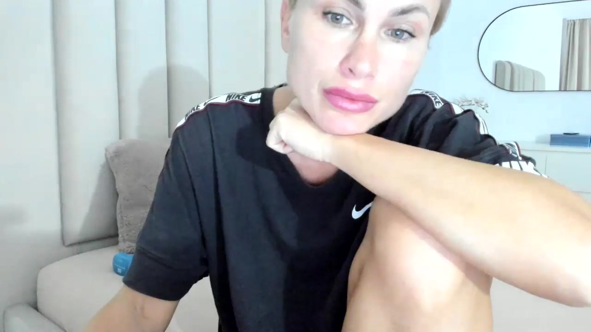Gallery image thumbnail from Hrystina_'s myfreecams stream on, 12/02/2025, 16:56 image 8 of 20