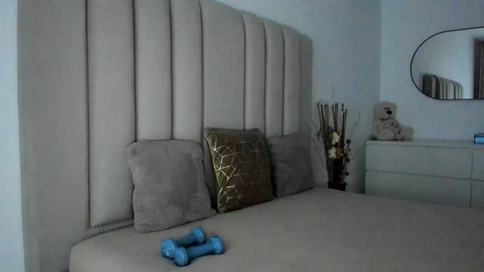 Gallery image thumbnail from Hrystina_'s myfreecams stream on, 12/09/2025, 14:58 image 18 of 20