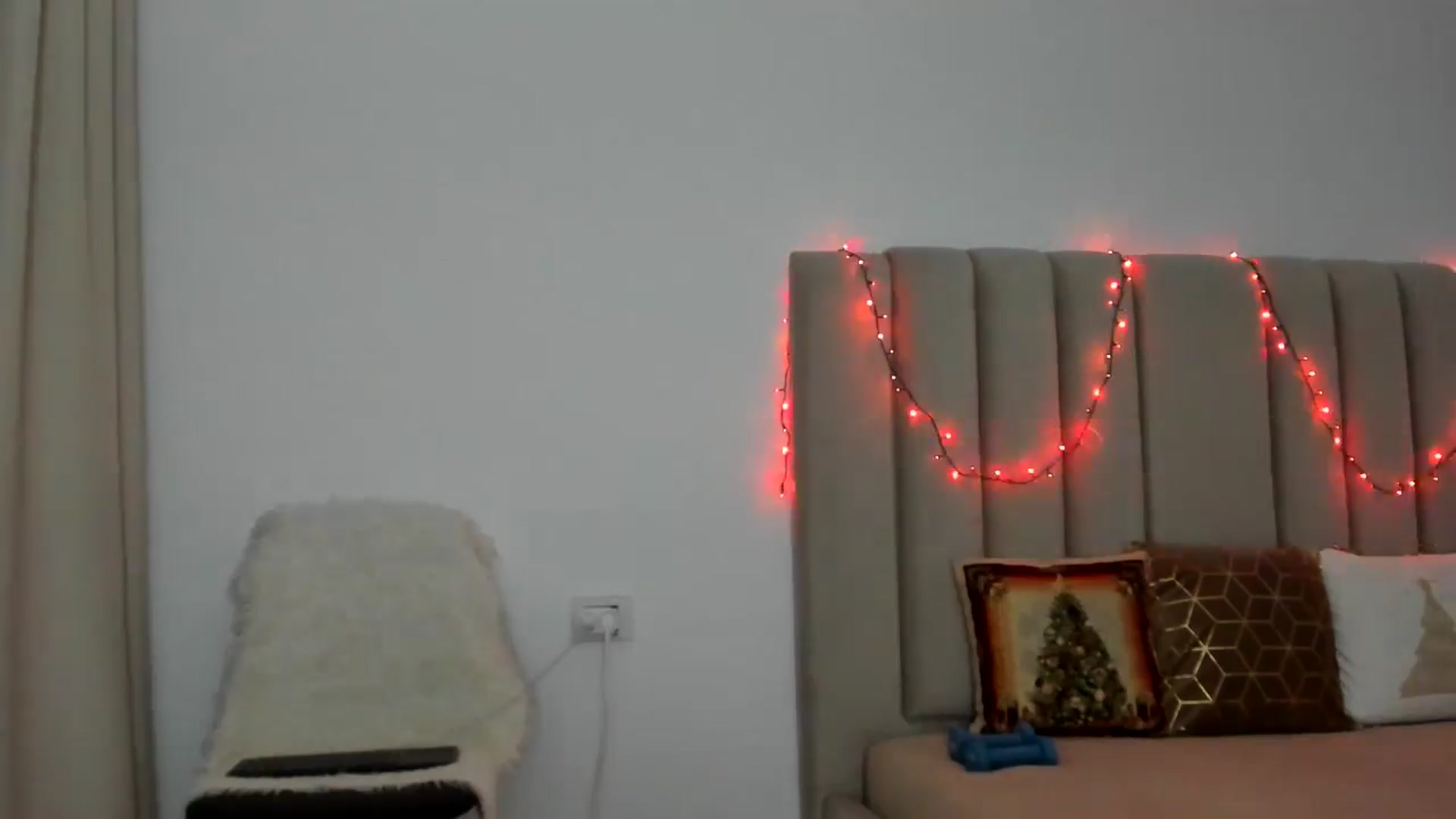 Gallery image thumbnail from Hrystina_'s myfreecams stream on, 12/15/2025, 17:08 image 9 of 20