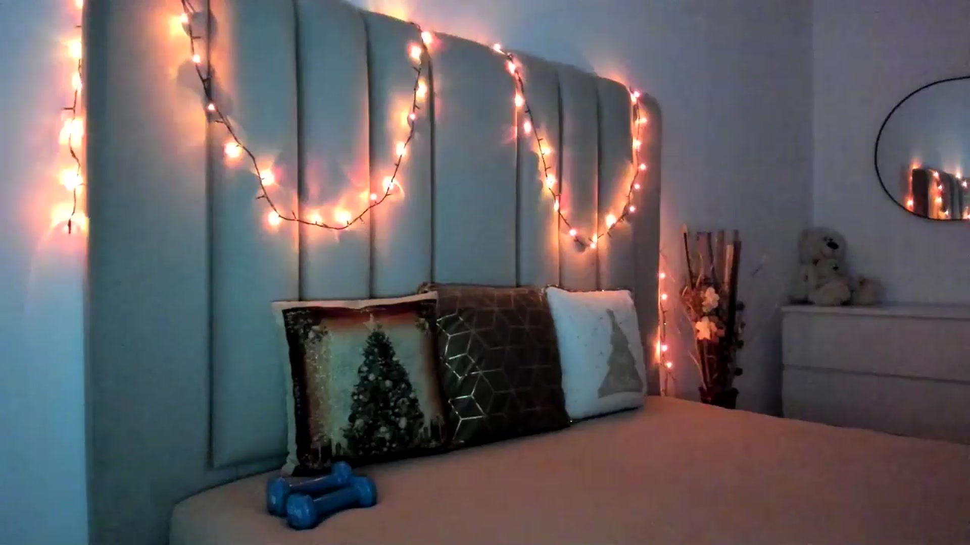 Gallery image thumbnail from Hrystina_'s myfreecams stream on, 12/15/2025, 17:08 image 8 of 20