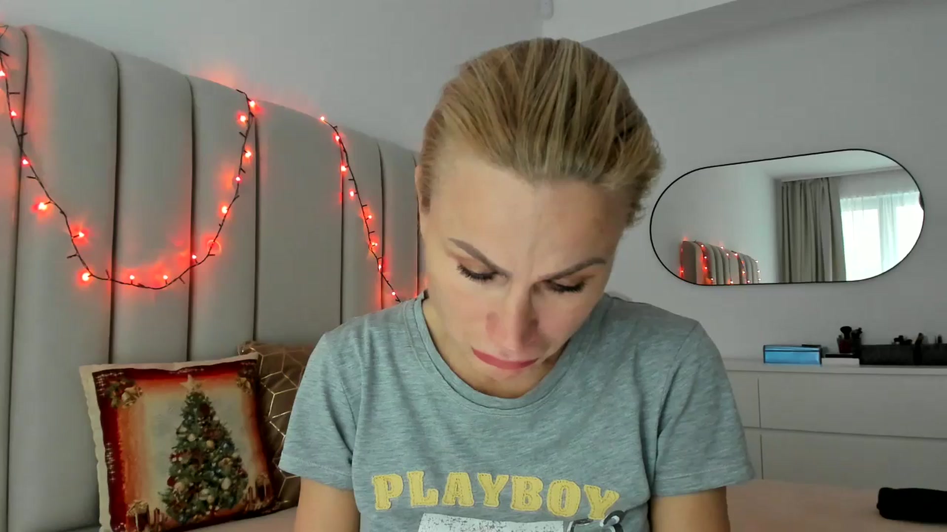 Gallery image thumbnail from Hrystina_'s myfreecams stream on, 12/17/2025, 15:07 image 8 of 20