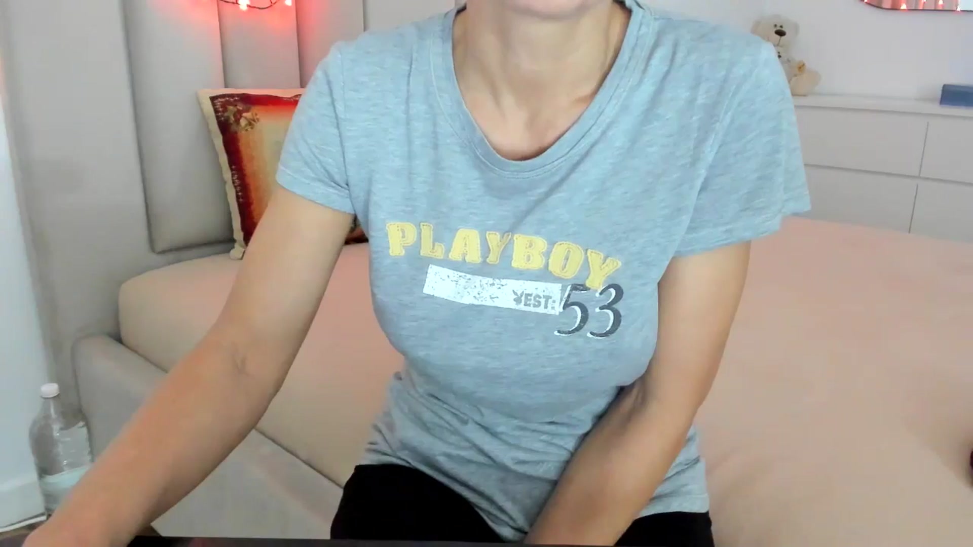 Gallery image thumbnail from Hrystina_'s myfreecams stream on, 12/17/2025, 16:26 image 11 of 20