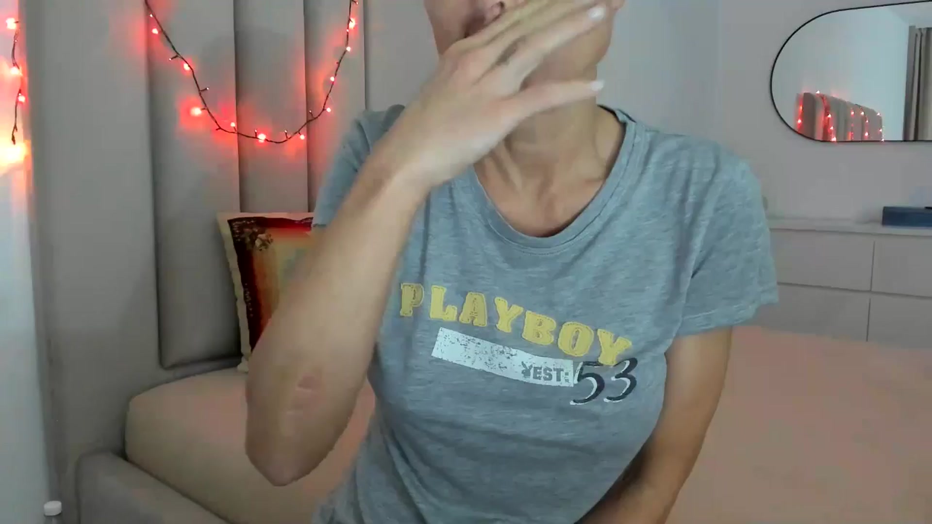 Gallery image thumbnail from Hrystina_'s myfreecams stream on, 12/17/2025, 16:26 image 1 of 20