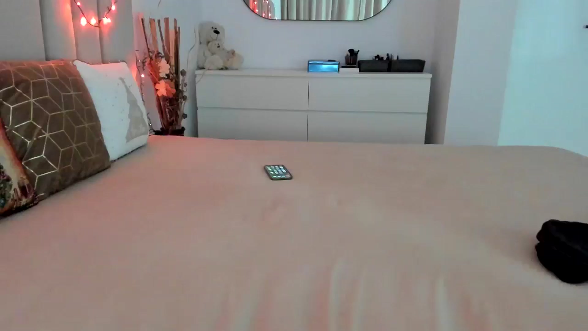 Gallery image thumbnail from Hrystina_'s myfreecams stream on, 12/17/2025, 17:12 image 19 of 20