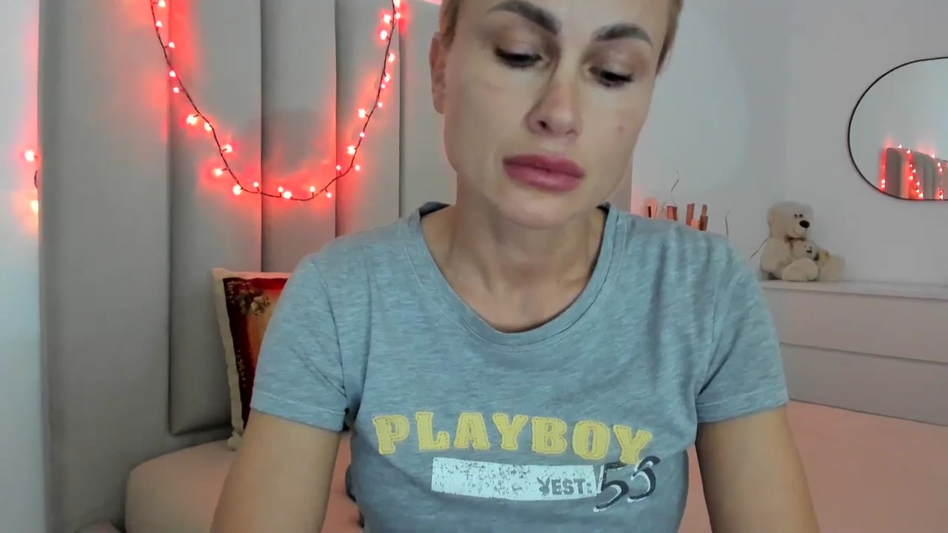 Gallery image thumbnail from Hrystina_'s myfreecams stream on, 12/18/2025, 16:37 image 12 of 20