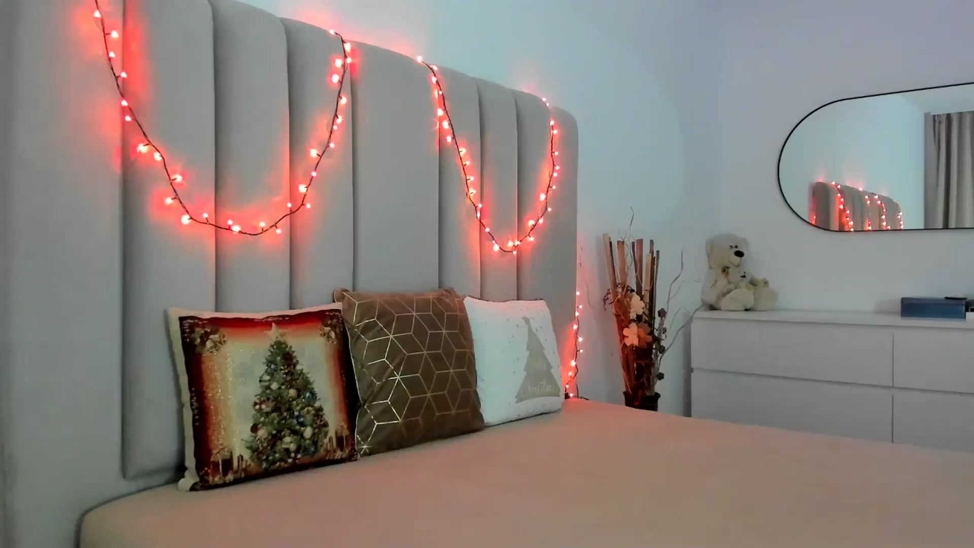 Gallery image thumbnail from Hrystina_'s myfreecams stream on, 12/22/2025, 16:02 image 20 of 20
