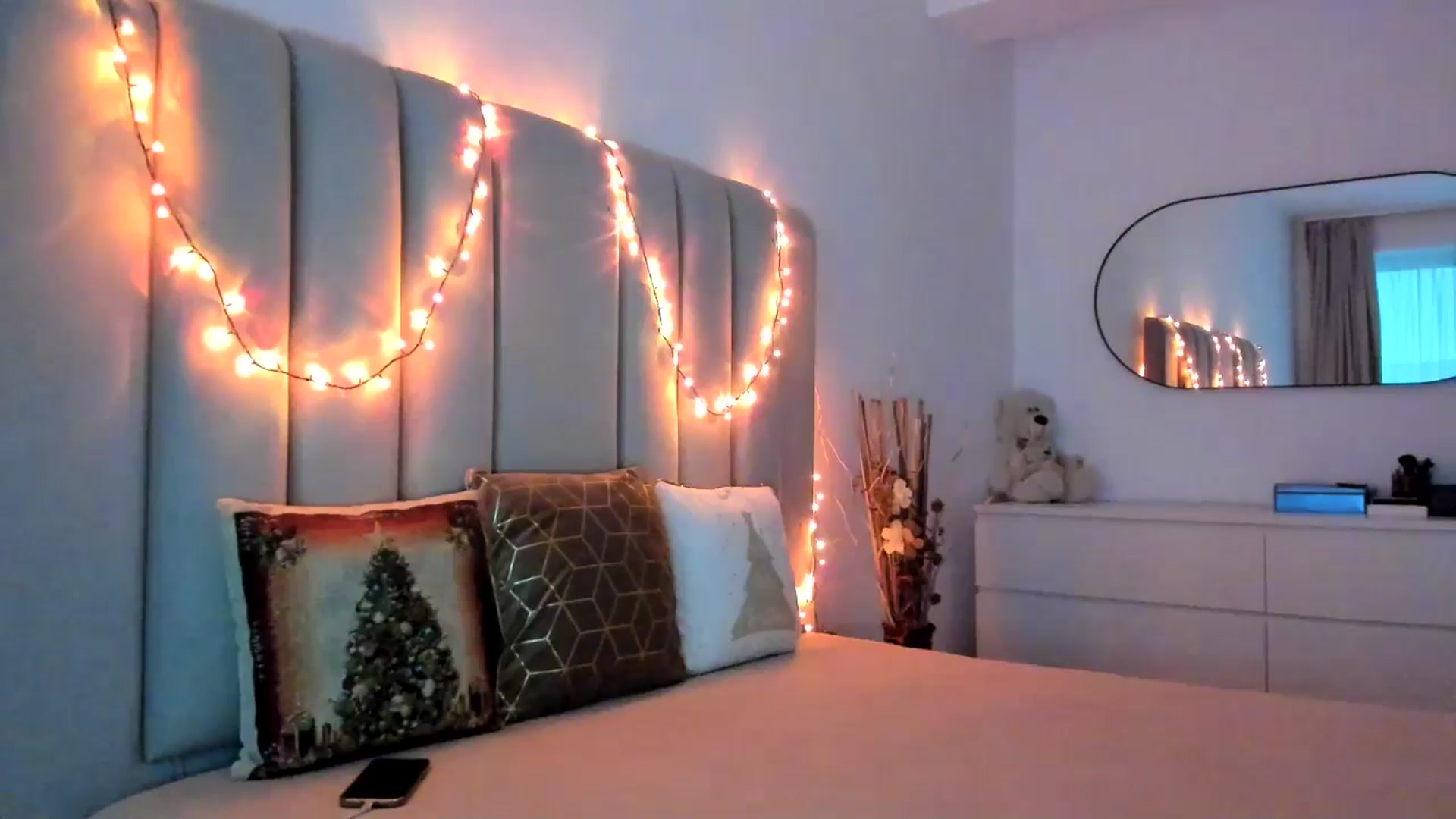 Gallery image thumbnail from Hrystina_'s myfreecams stream on, 12/22/2025, 16:02 image 13 of 20