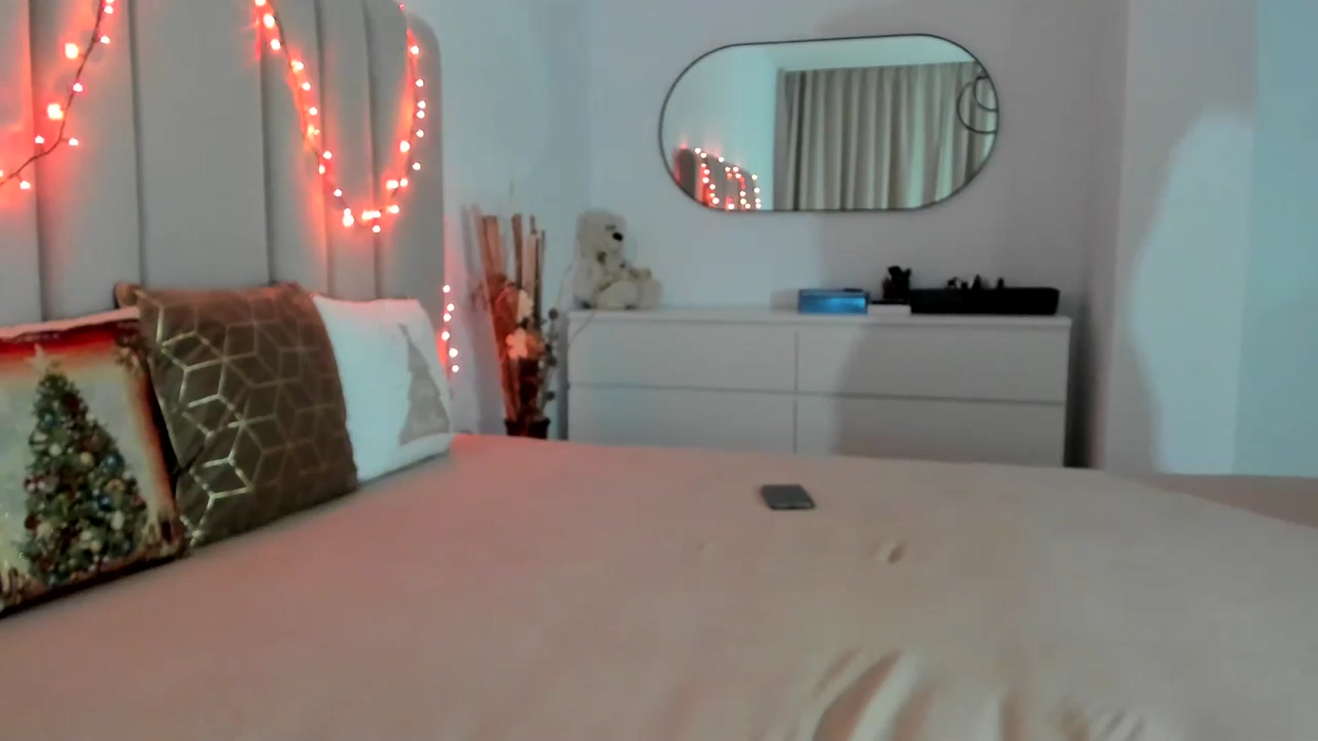 Gallery image thumbnail from Hrystina_'s myfreecams stream on, 12/22/2025, 17:20 image 19 of 20