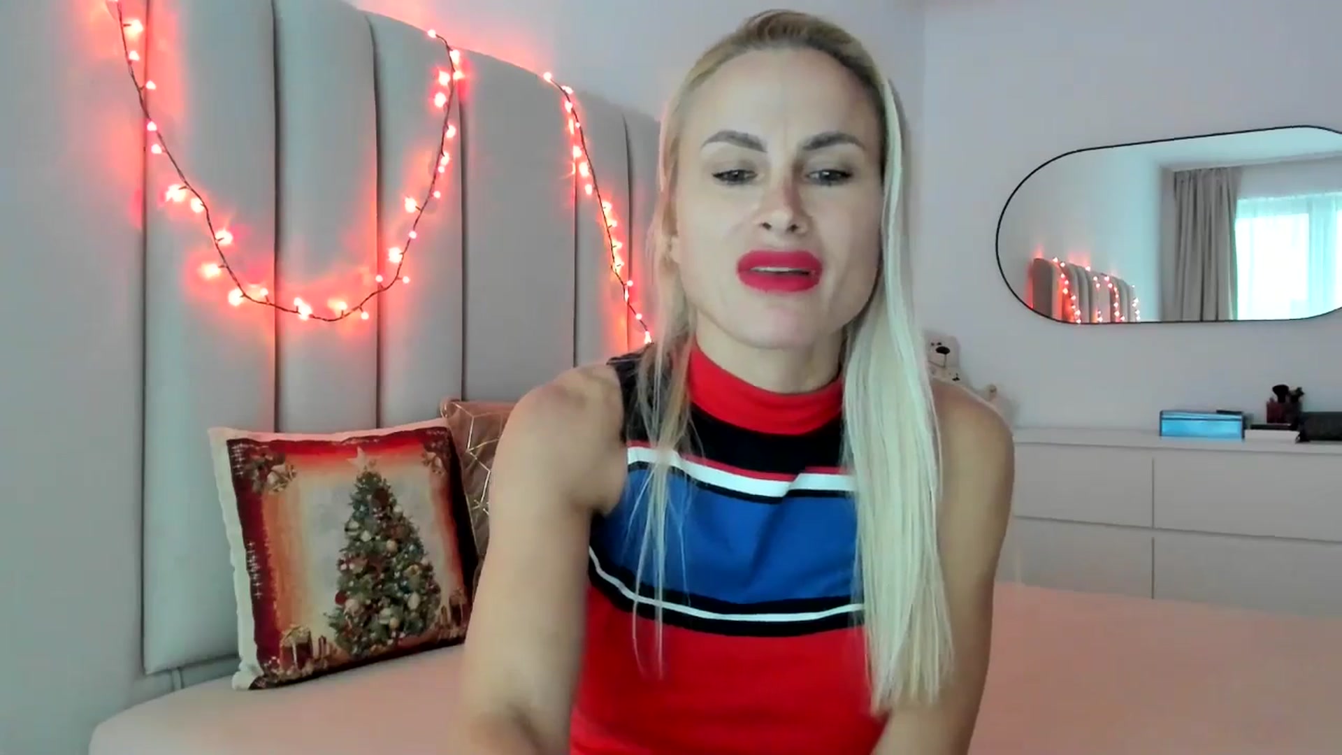 Gallery image thumbnail from Hrystina_'s myfreecams stream on, 12/23/2025, 16:15 image 6 of 20