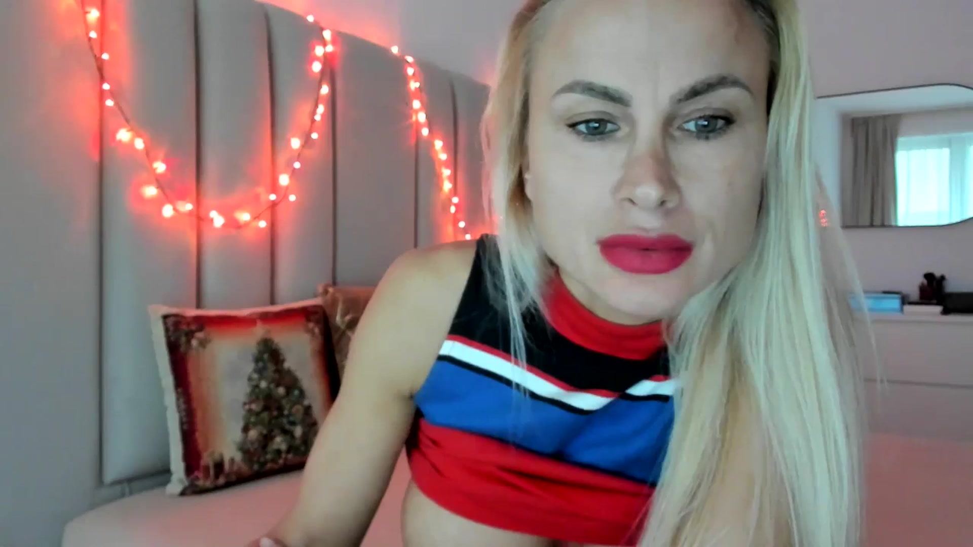 Gallery image thumbnail from Hrystina_'s myfreecams stream on, 12/23/2025, 16:15 image 7 of 20