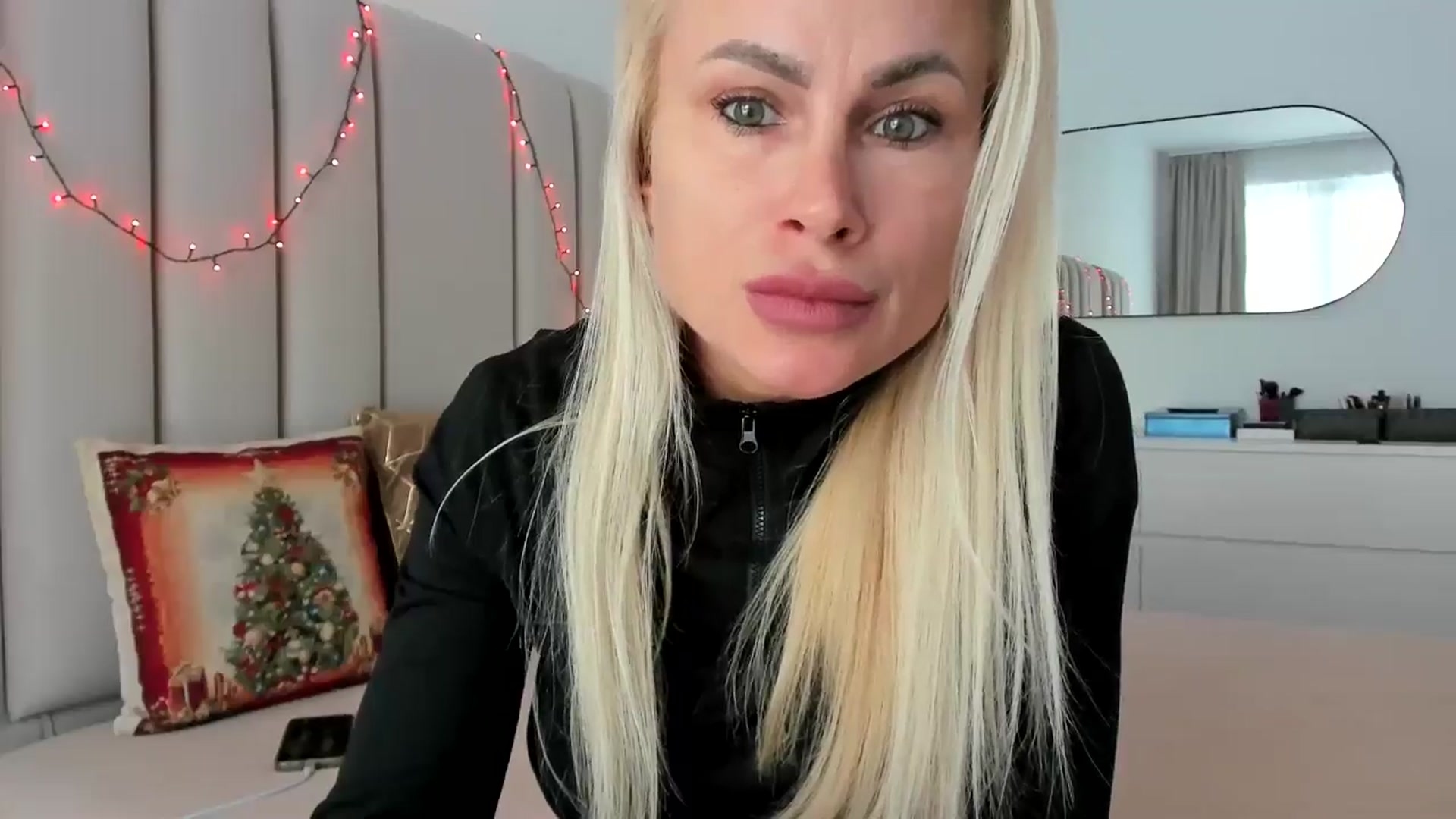 Gallery image thumbnail from Hrystina_'s myfreecams stream on, 12/30/2025, 12:32 image 8 of 20