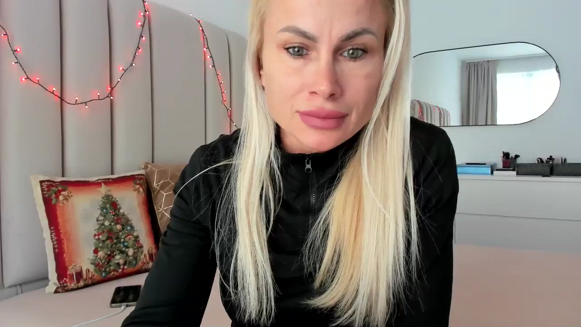 Gallery image thumbnail from Hrystina_'s myfreecams stream on, 12/30/2025, 12:32 image 5 of 20
