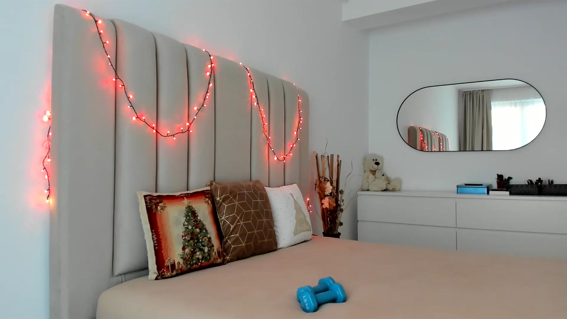 Gallery image thumbnail from Hrystina_'s myfreecams stream on, 12/30/2025, 16:18 image 6 of 20