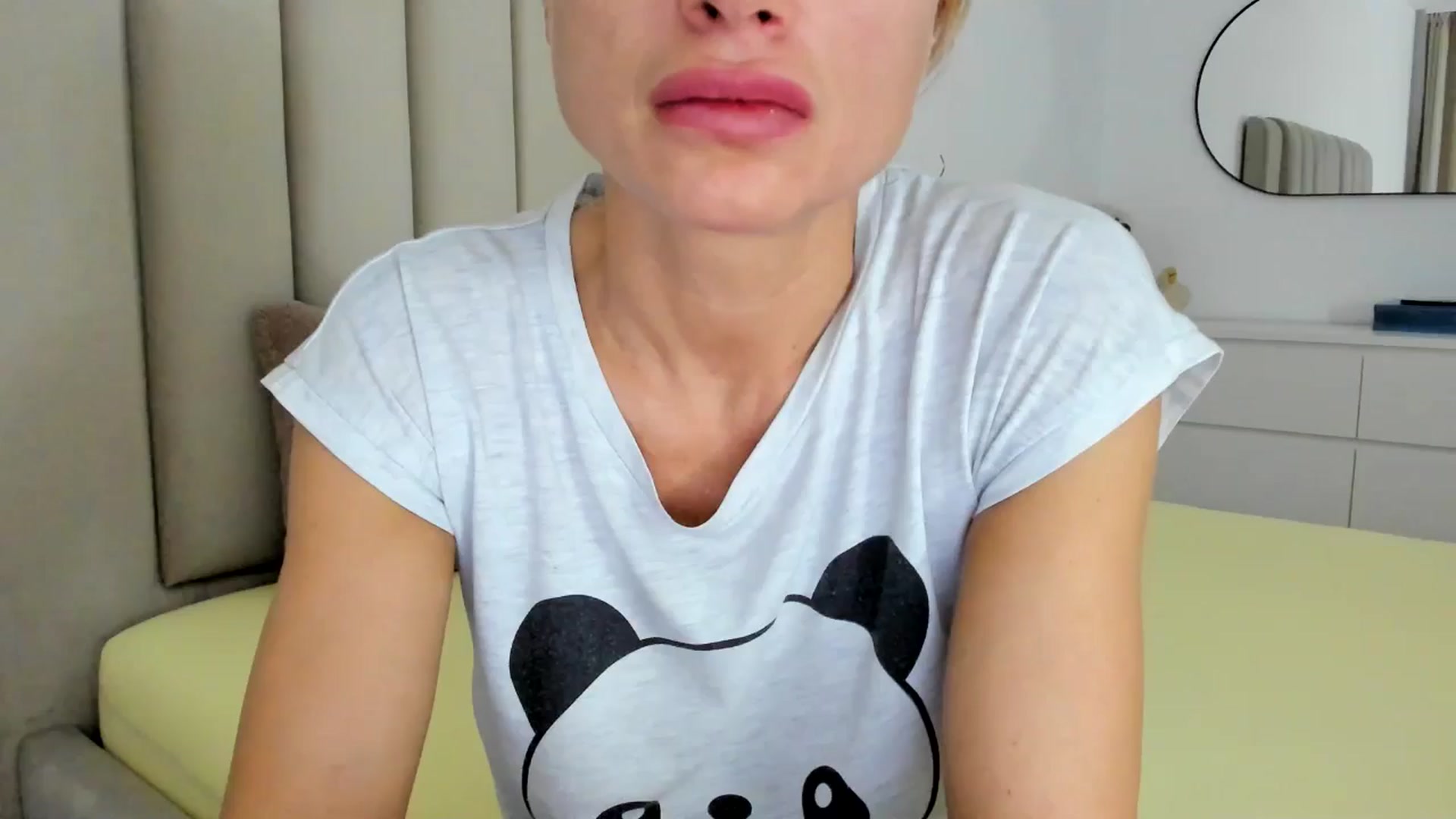 Gallery image thumbnail from Hrystina_'s myfreecams stream on, 01/02/2026, 15:19 image 20 of 20