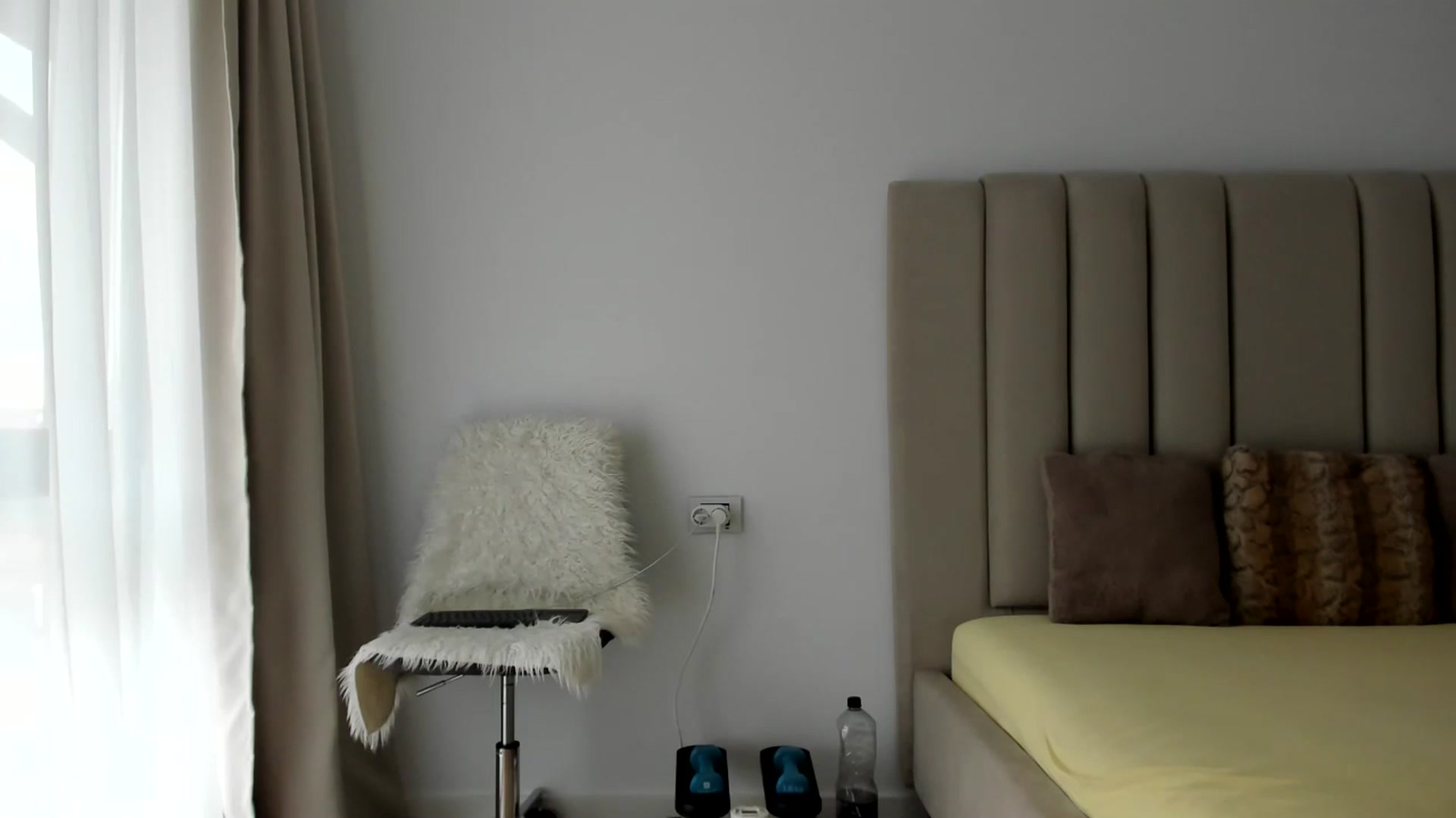 Gallery image thumbnail from Hrystina_'s myfreecams stream on, 01/02/2026, 15:19 image 6 of 20