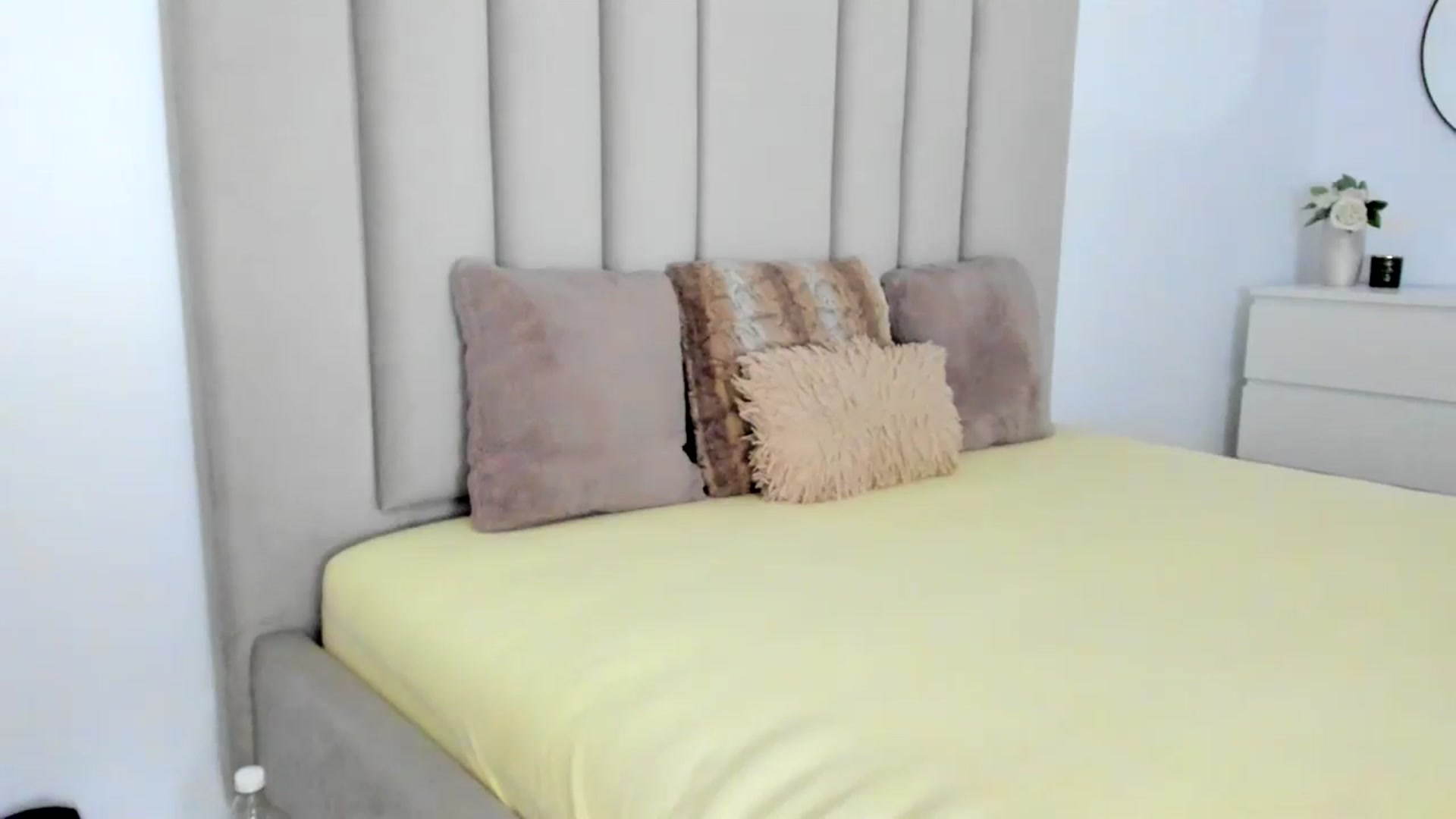 Gallery image thumbnail from Hrystina_'s myfreecams stream on, 01/16/2026, 17:46 image 4 of 20